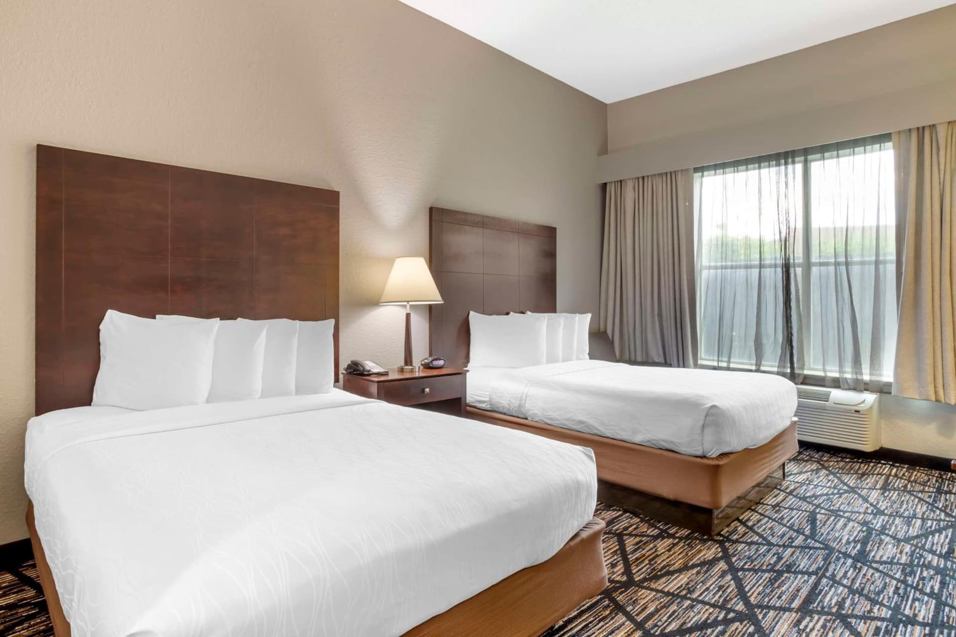 Best Western Plus Hobby Airport Inn & Suites gallery photo in Houston, TX — image 20