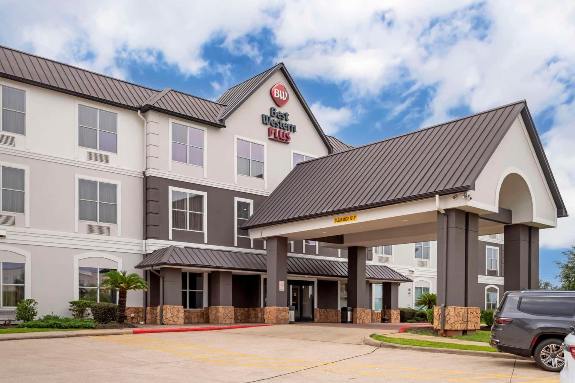 Best Western Plus Hobby Airport Inn & Suites gallery photo in Houston, TX — image 30
