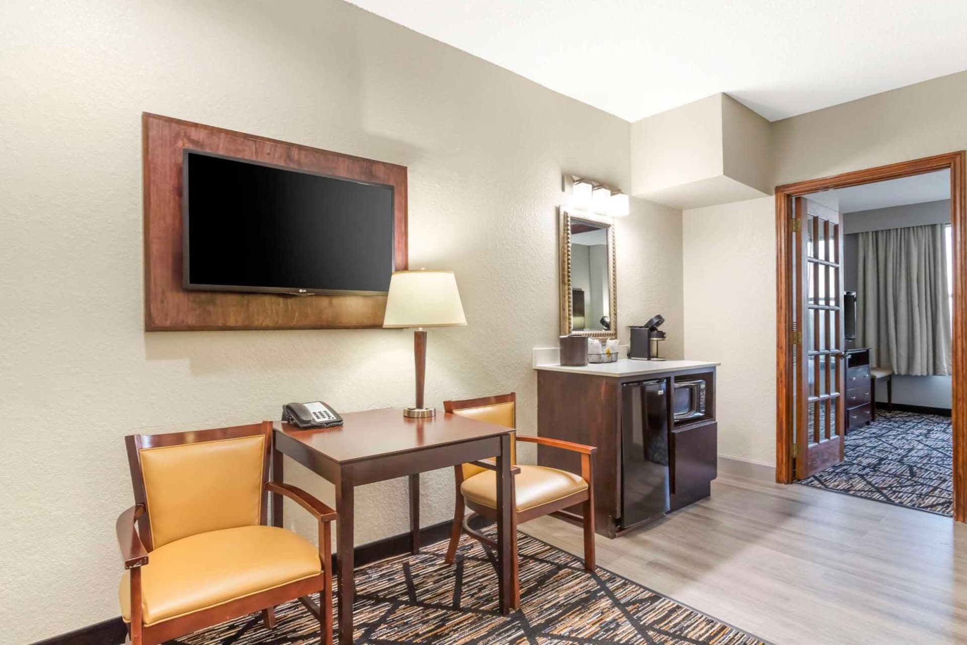 Best Western Plus Hobby Airport Inn & Suites gallery photo in Houston, TX — image 22