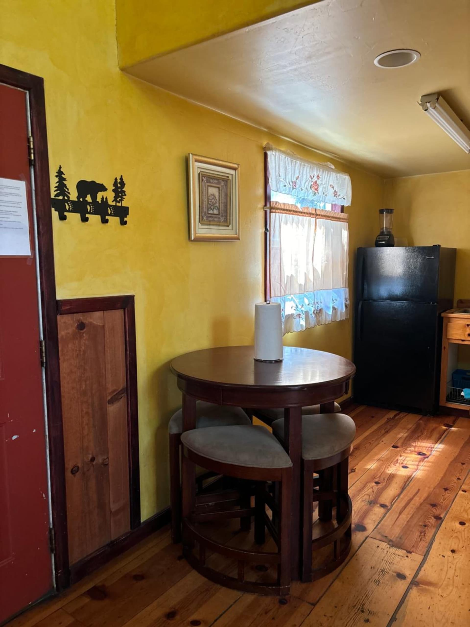 Sequoia River Front Cabins gallery photo in Three Rivers, CA — image 108