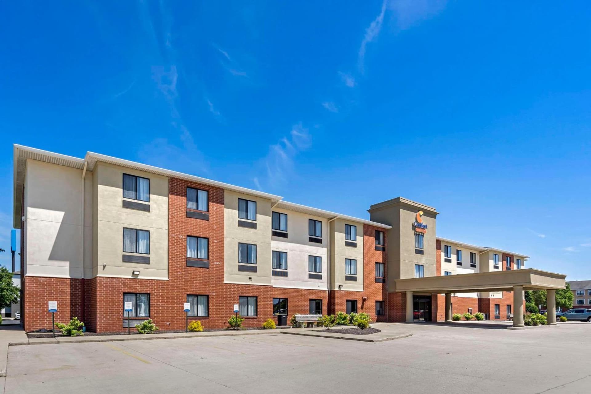 Comfort Suites Merrillville near US 30 — hotel in Merrillville, Indiana