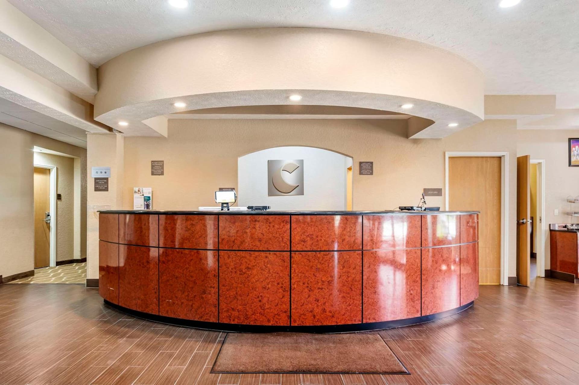 Comfort Suites Merrillville near US 30 gallery photo in Merrillville, IN — image 32