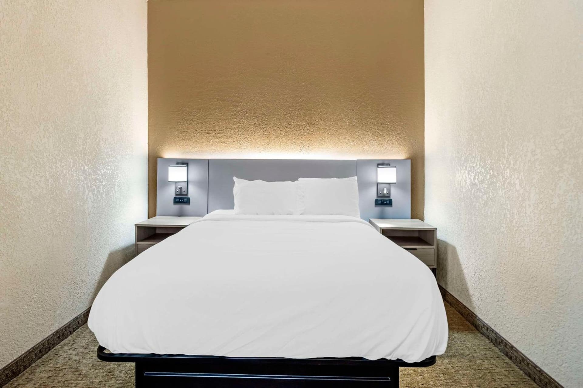 Comfort Suites Merrillville near US 30 gallery photo in Merrillville, IN — image 35