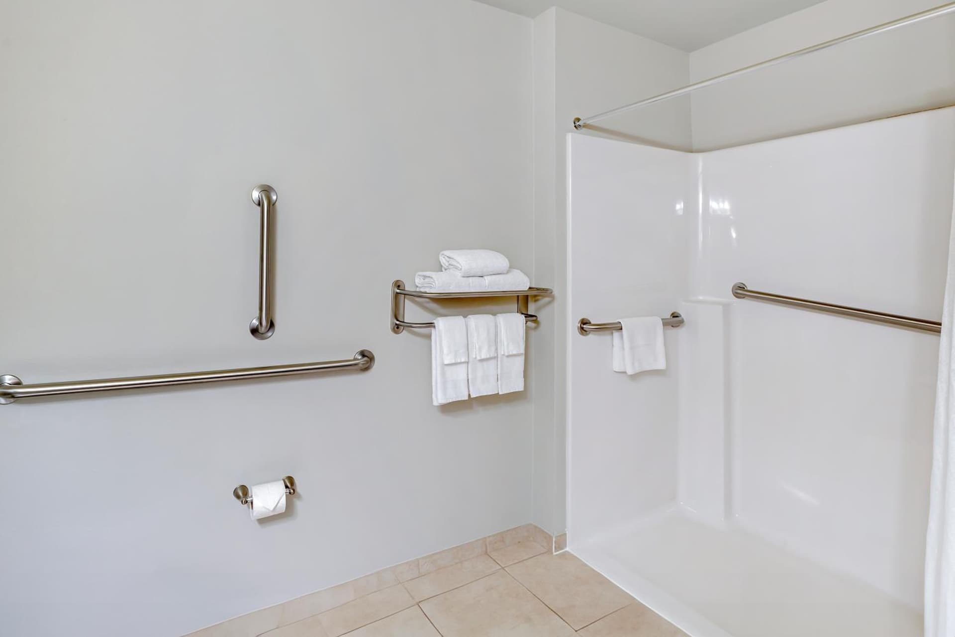 Country Inn & Suites by Radisson, Ashland - Hanover, VA gallery photo in Ashland, VA — image 8