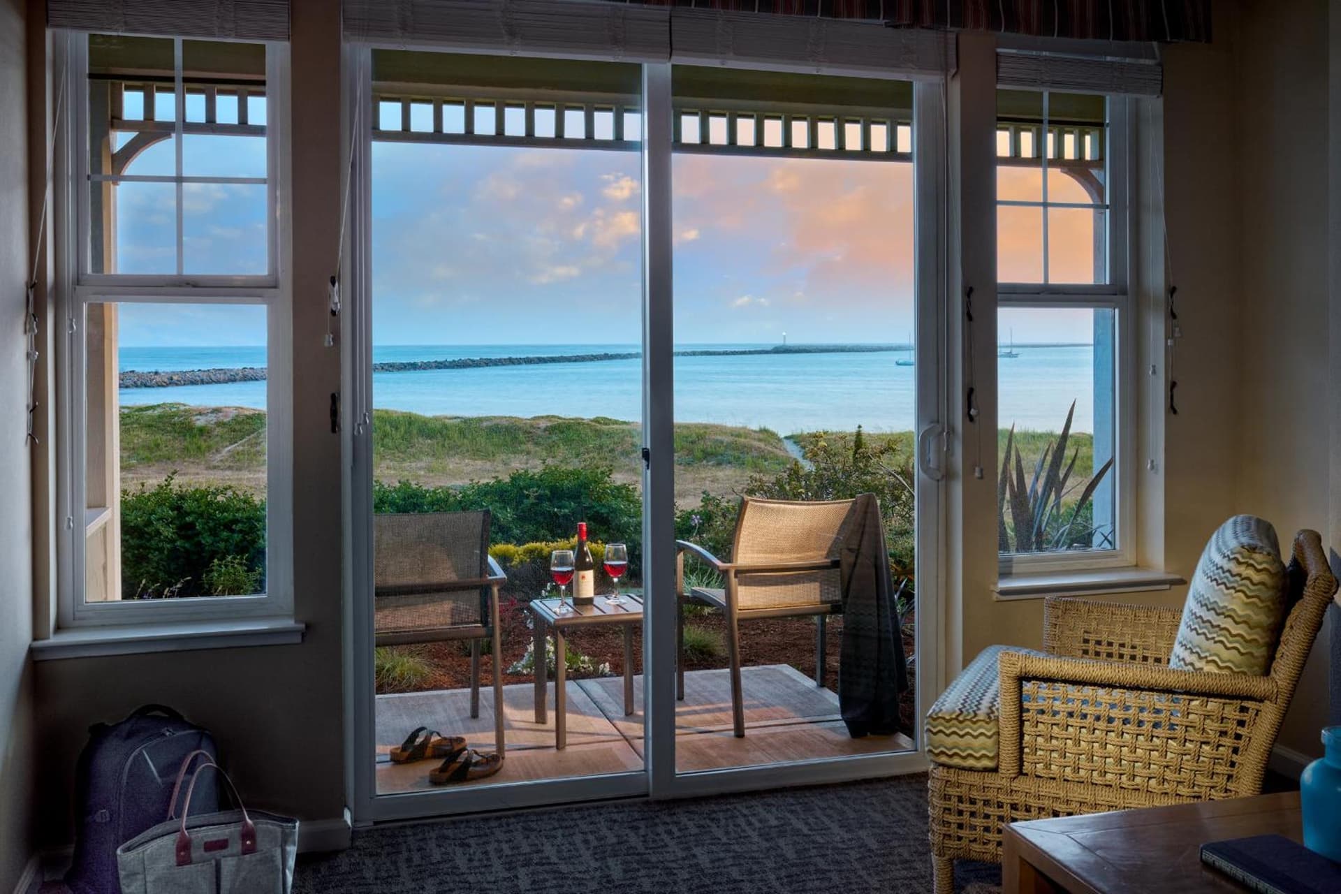 Beach House Half Moon Bay gallery photo in Half Moon Bay, CA — image 38