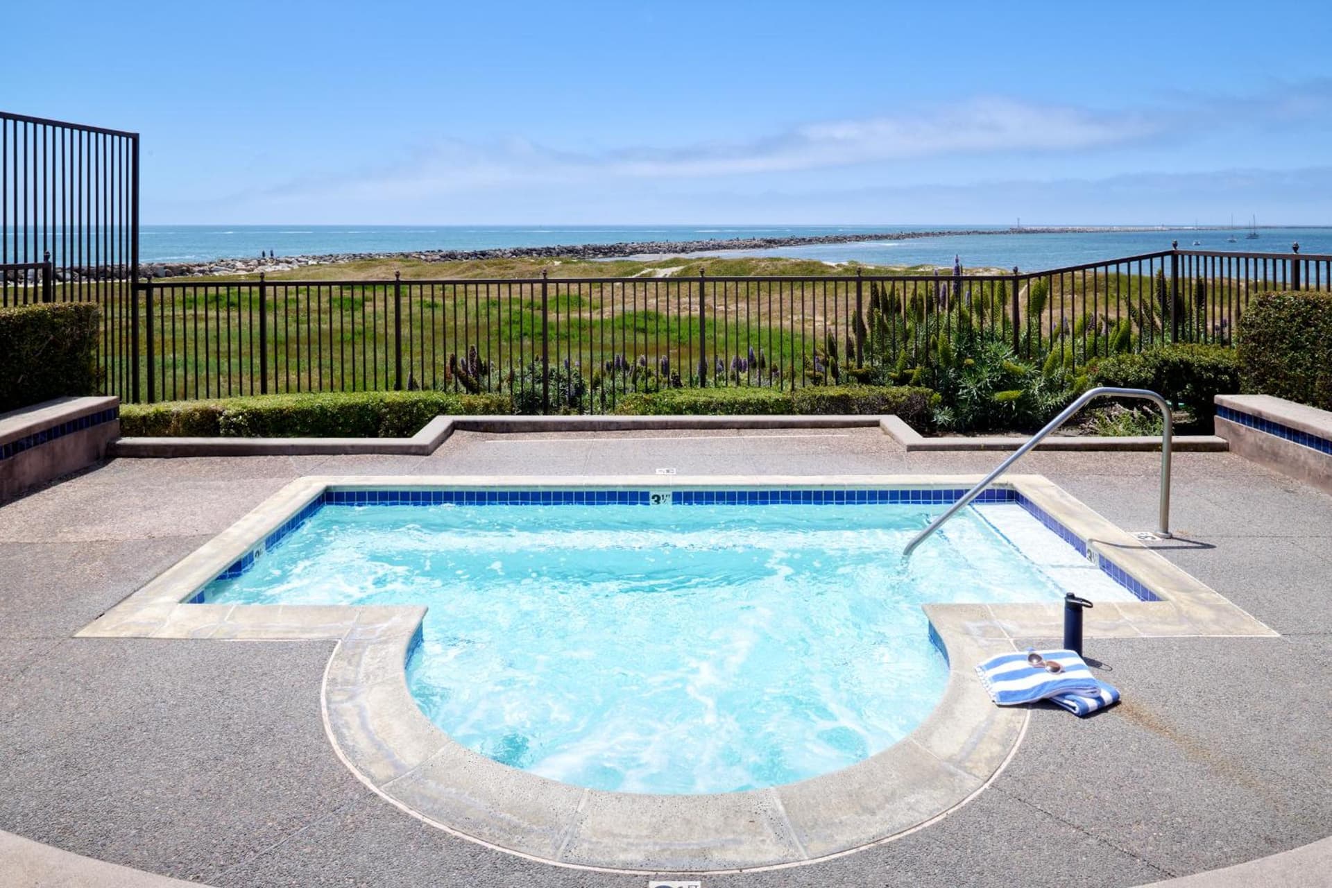 Beach House Half Moon Bay gallery photo in Half Moon Bay, CA — image 29