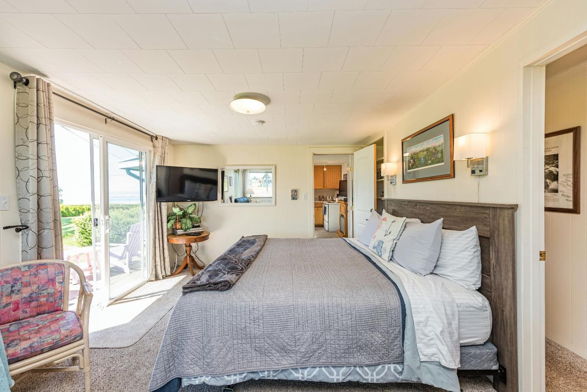 Juan de Fuca Waterfront Hotel & Cottages gallery photo in Sequim, WA — image 14