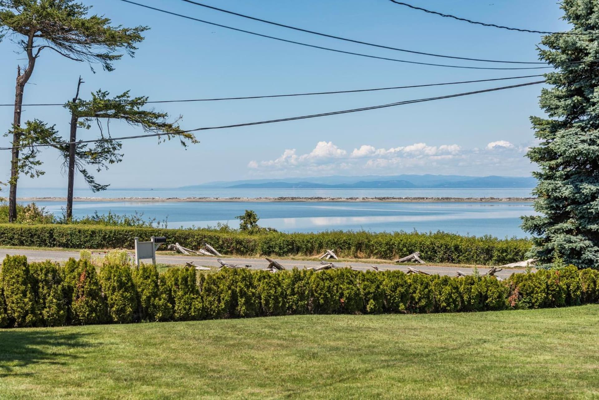 Juan de Fuca Waterfront Hotel & Cottages gallery photo in Sequim, WA — image 62