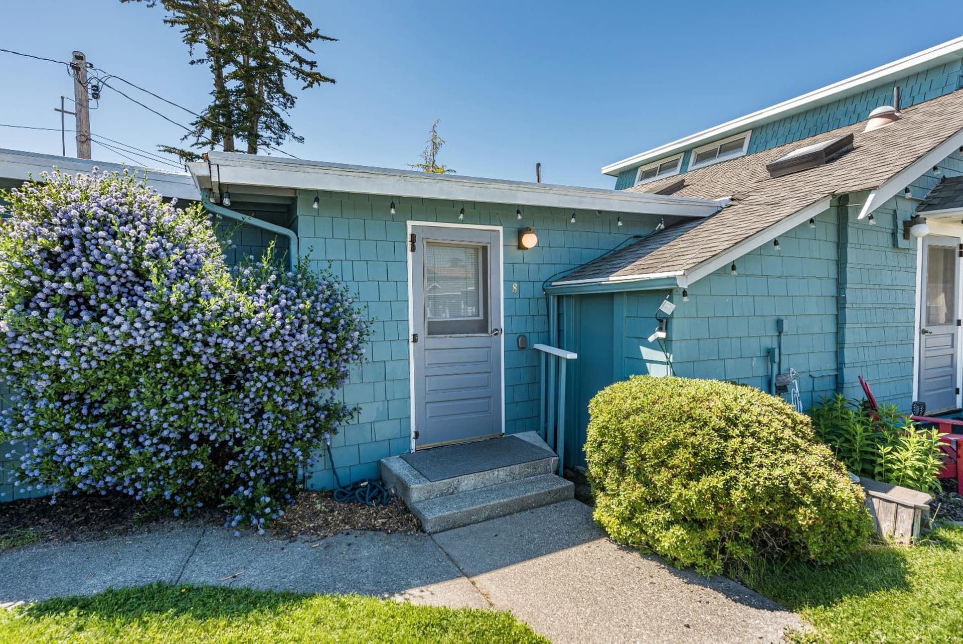 Juan de Fuca Waterfront Hotel & Cottages gallery photo in Sequim, WA — image 90
