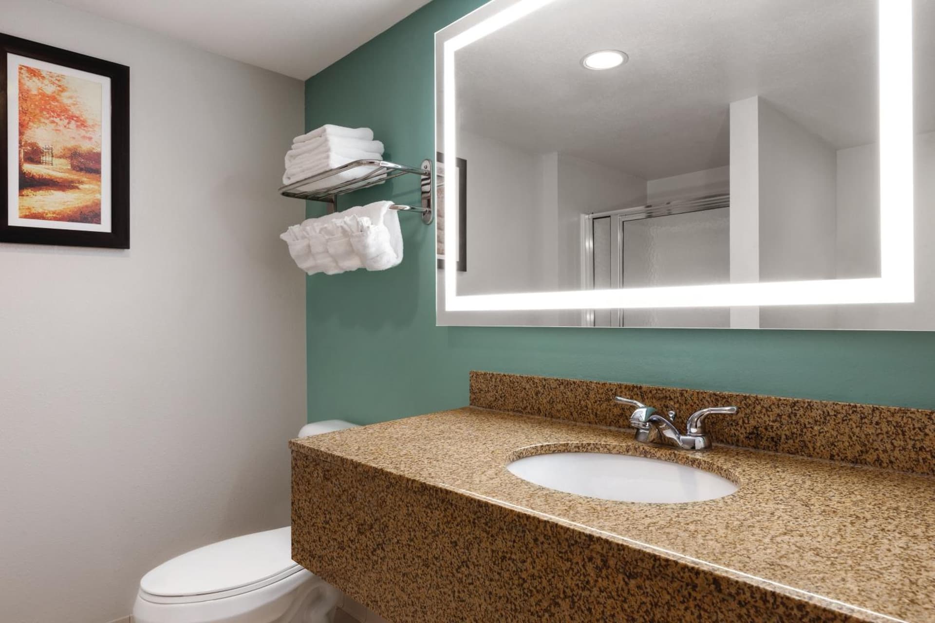 Wingate by Wyndham Louisville East gallery photo in Louisville, KY — image 77