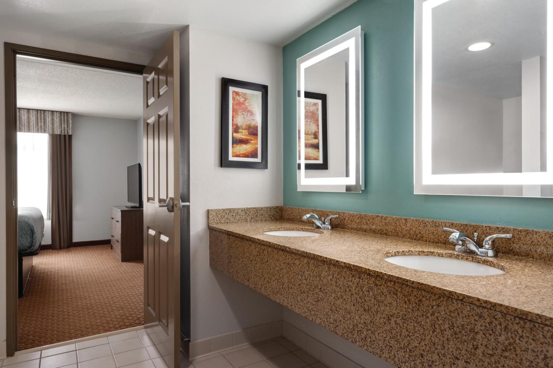 Wingate by Wyndham Louisville East gallery photo in Louisville, KY — image 59