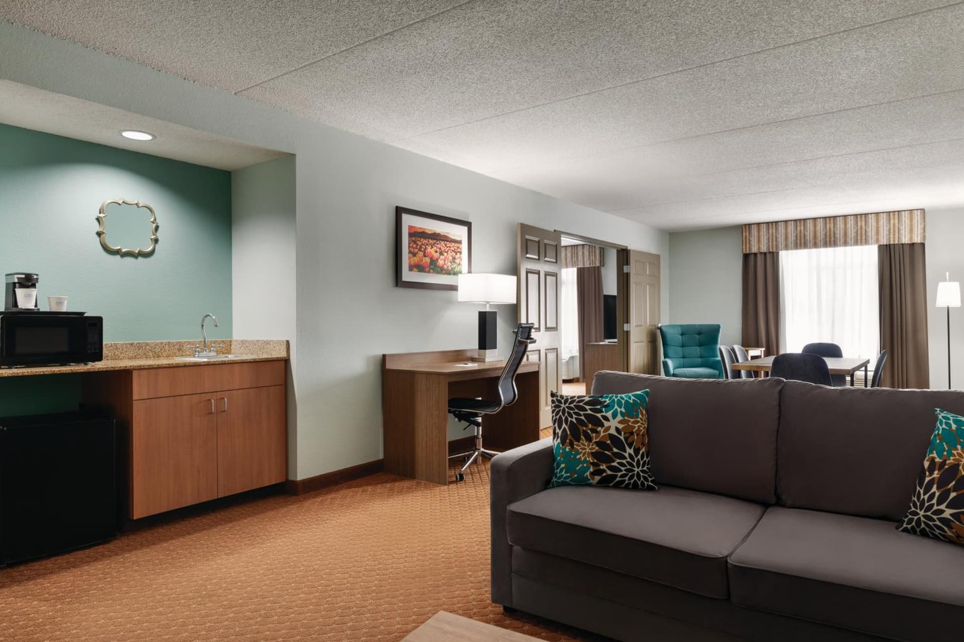 Wingate by Wyndham Louisville East gallery photo in Louisville, KY — image 24