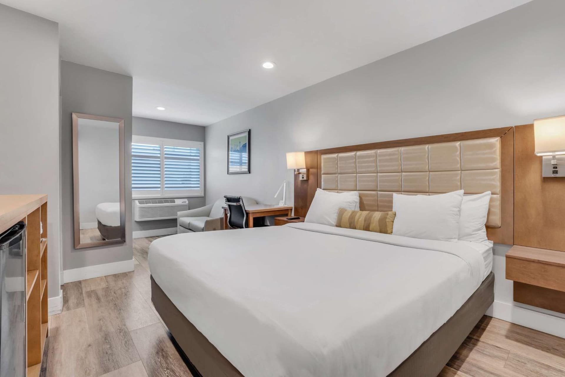 Sather Berkeley - SureStay Collection by Best Western property views in Berkeley, CA — gallery photo 3