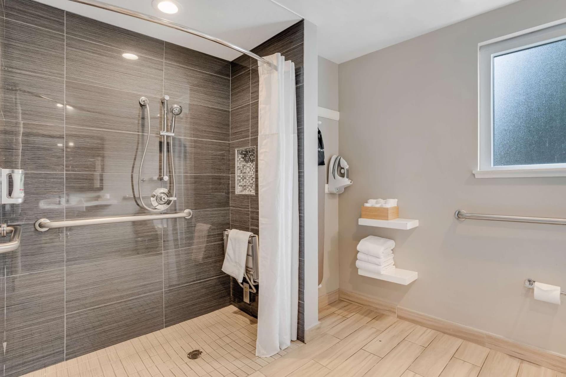 Sather Berkeley - SureStay Collection by Best Western gallery photo in Berkeley, CA — image 16