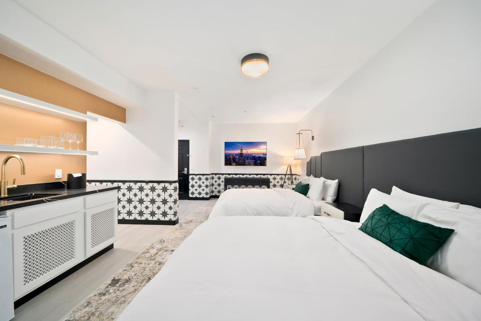 Casablanca Inn gallery photo in San Clemente, CA — image 47