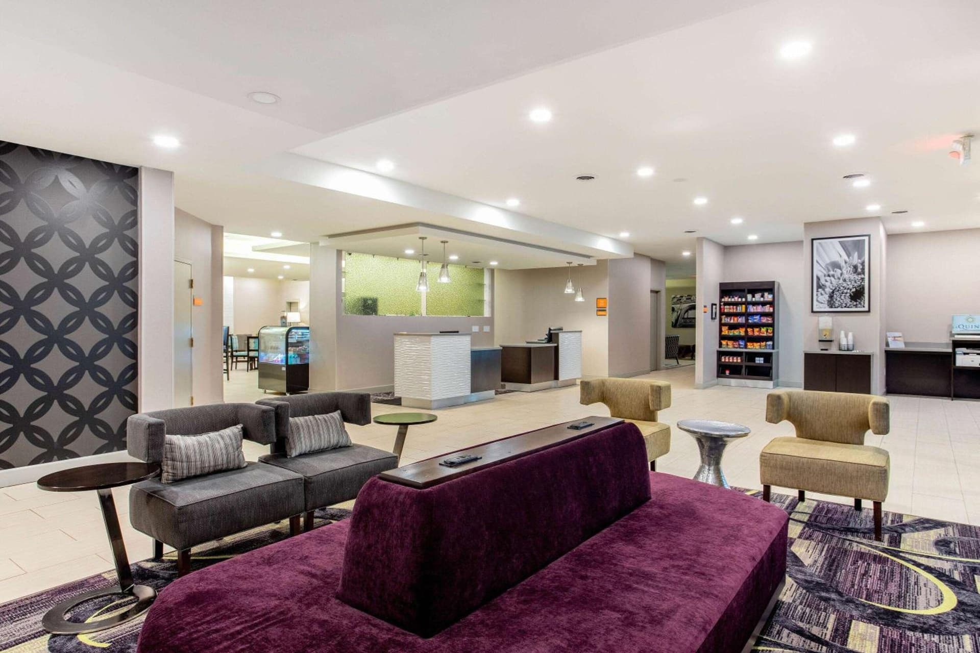 La Quinta by Wyndham Indianapolis South gallery photo in Indianapolis, IN — image 10
