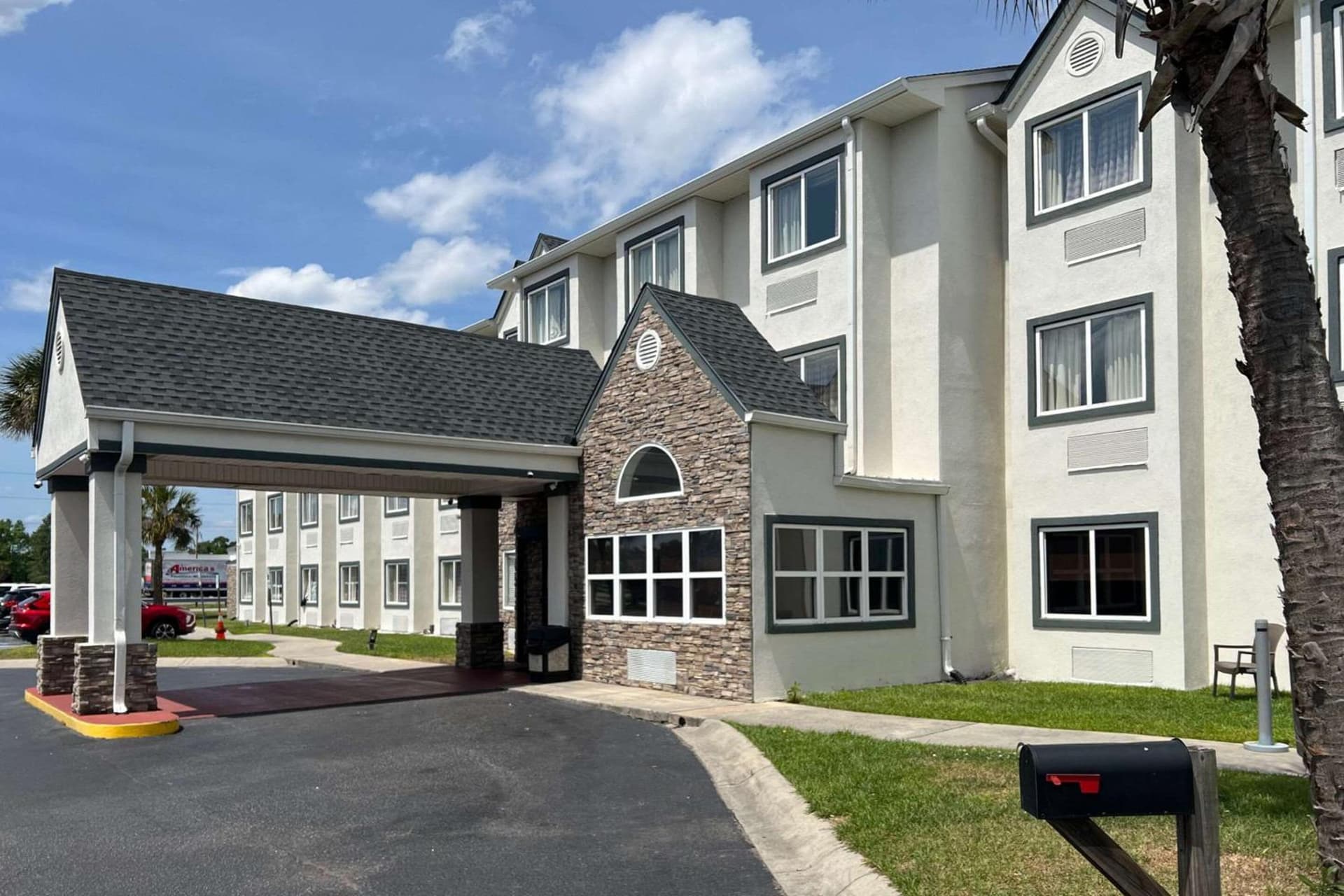 Quality Inn & Suites Myrtle Beach near Outlets — hotel in Myrtle Beach, South Carolina