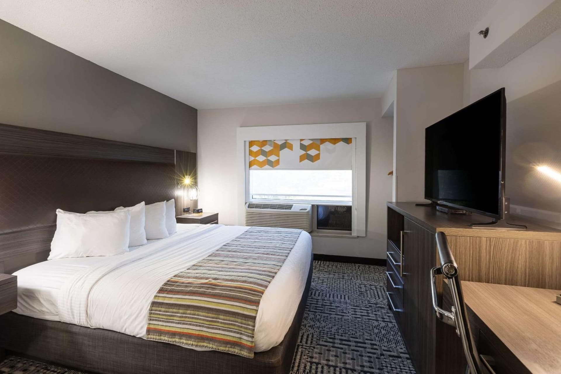Country Inn & Suites by Radisson, Lake Norman Huntersville, NC gallery photo in Huntersville, NC — image 114