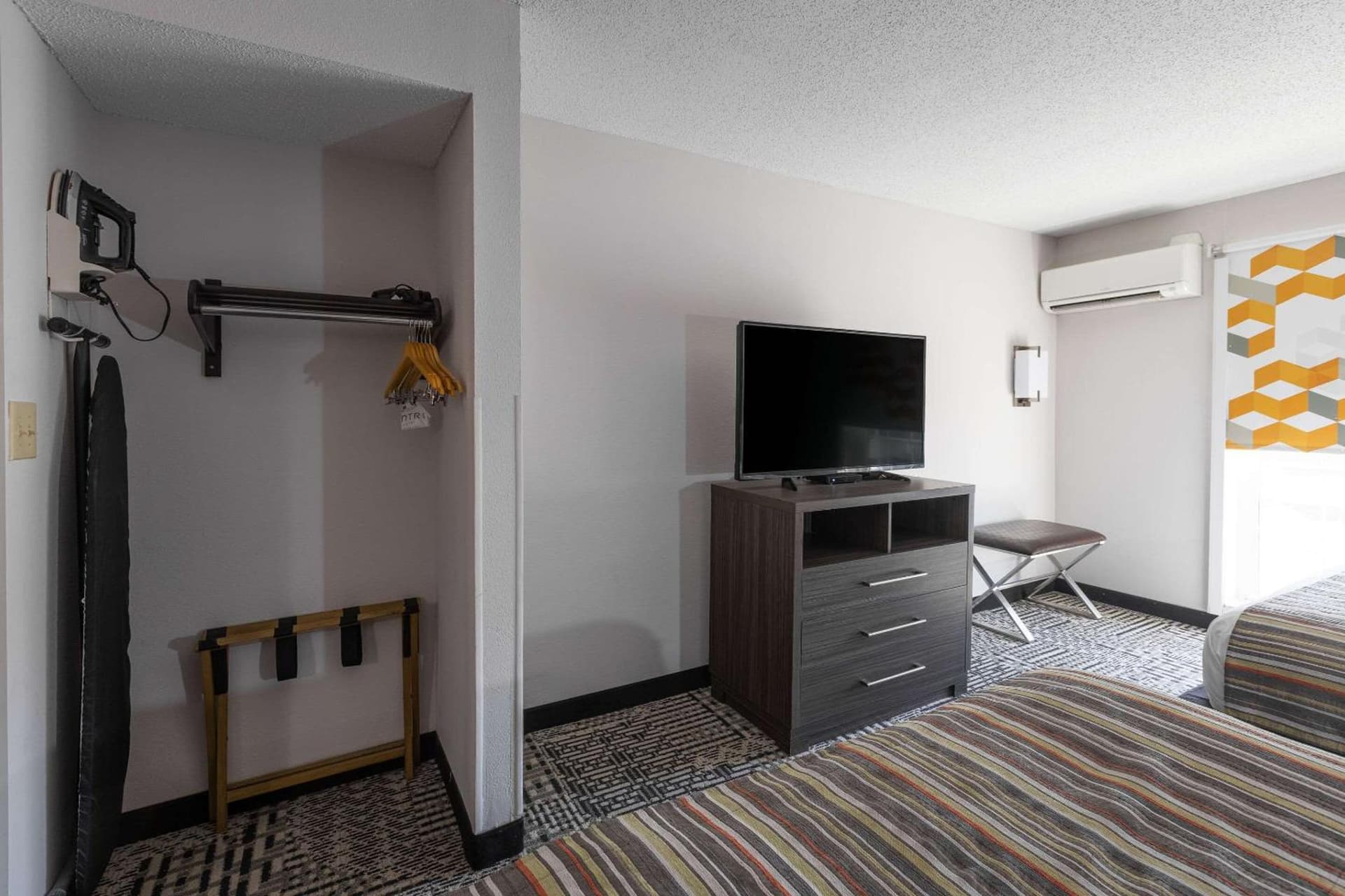 Country Inn & Suites by Radisson, Lake Norman Huntersville, NC gallery photo in Huntersville, NC — image 14