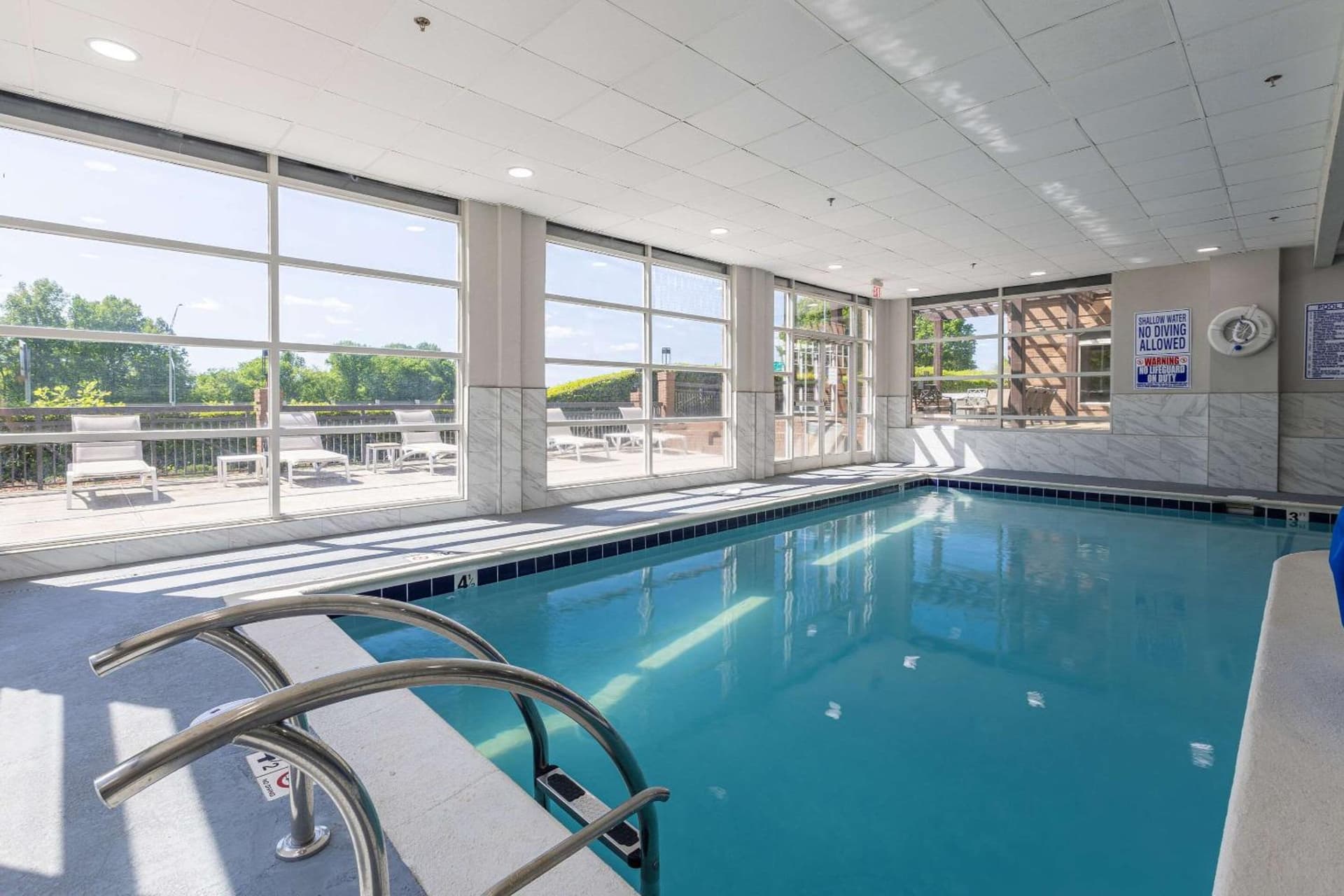 Country Inn & Suites by Radisson, Lake Norman Huntersville, NC gallery photo in Huntersville, NC — image 20