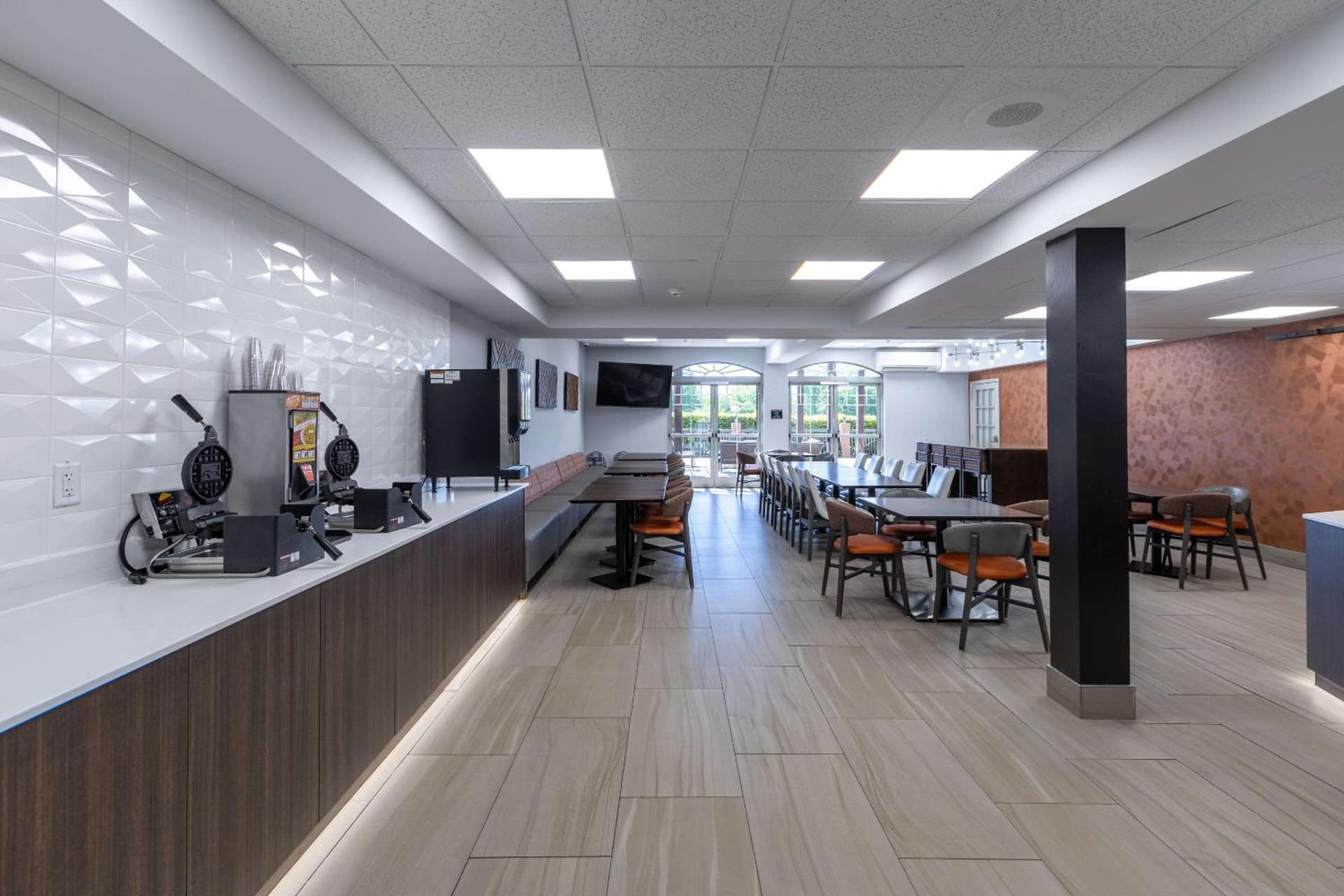 Country Inn & Suites by Radisson, Lake Norman Huntersville, NC gallery photo in Huntersville, NC — image 26