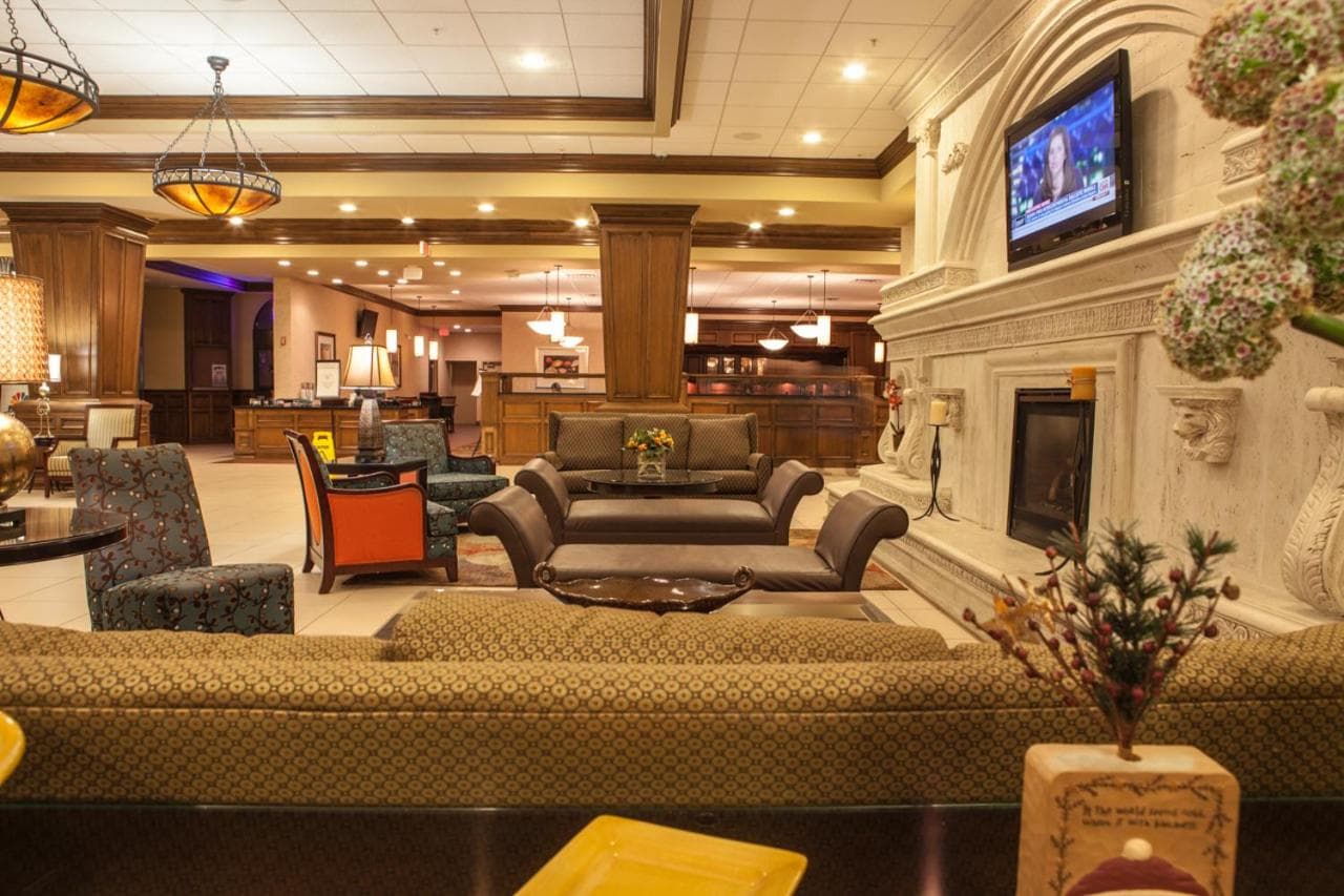 Decatur Conference Center and Hotel property views in Decatur, IL — gallery photo 3