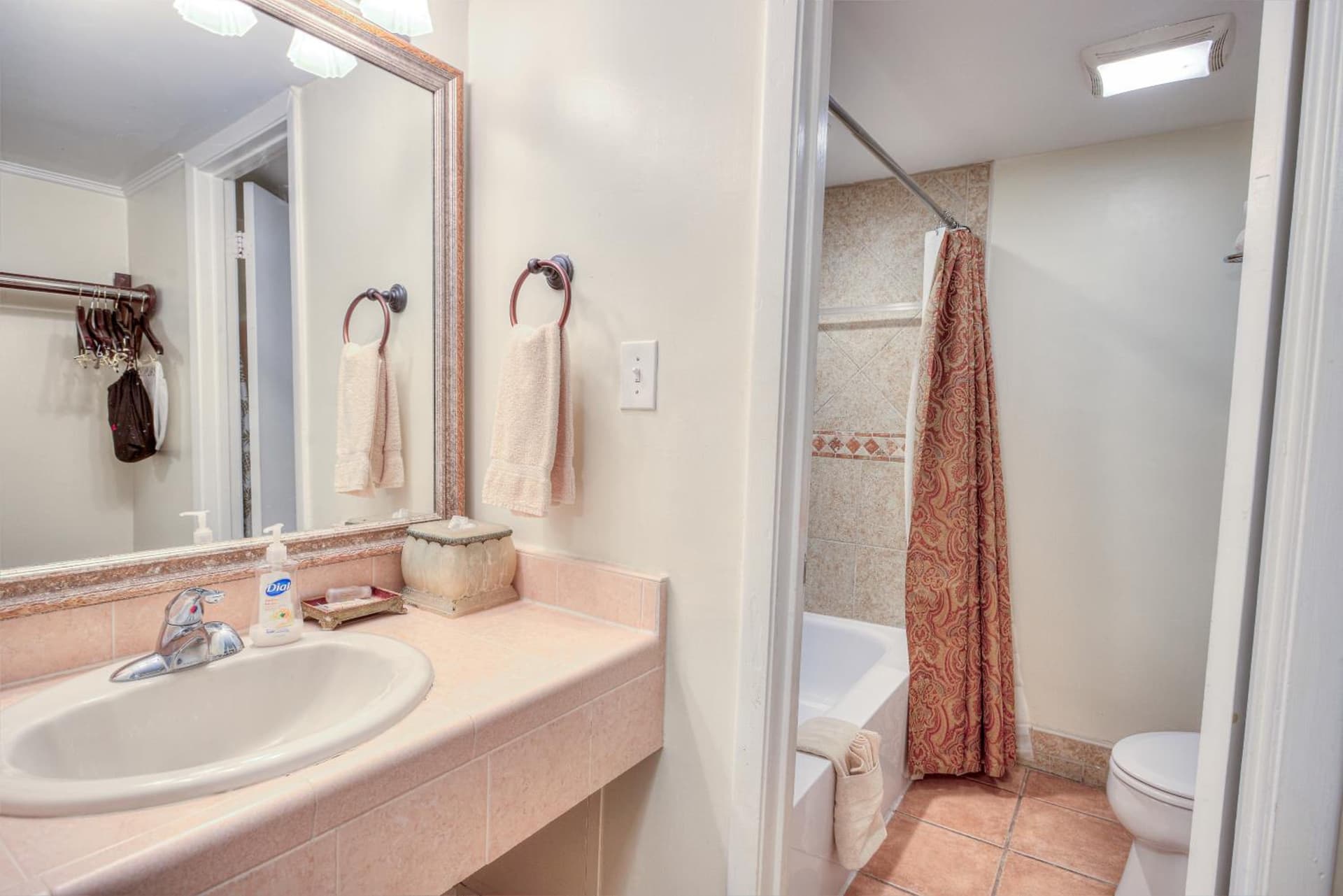 La Fiesta Ocean Inn & Suites gallery photo in Saint Augustine Beach, FL — image 5