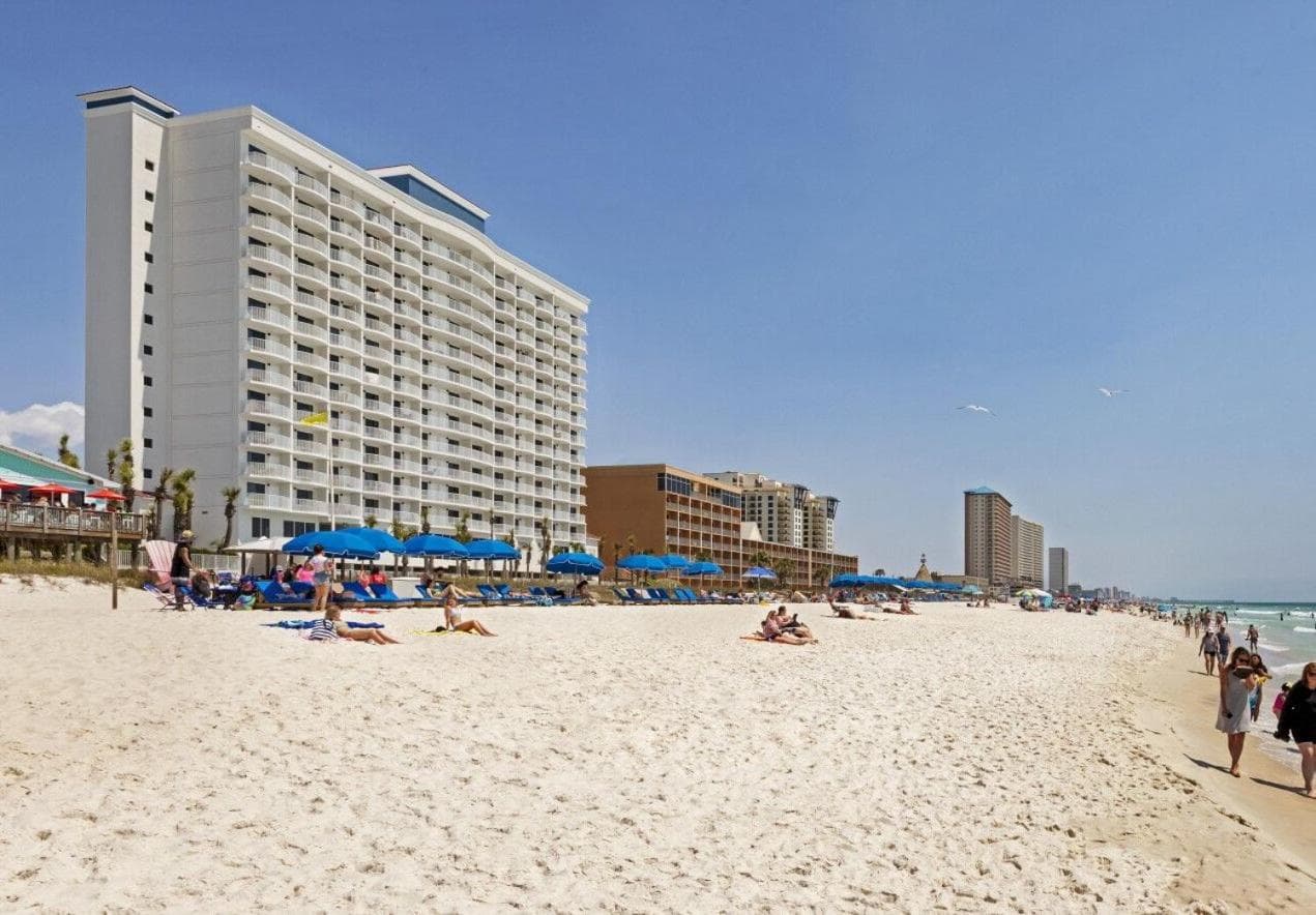 Radisson Beachfront Hotel - Panama City Beach gallery photo in Panama City Beach, FL — image 7