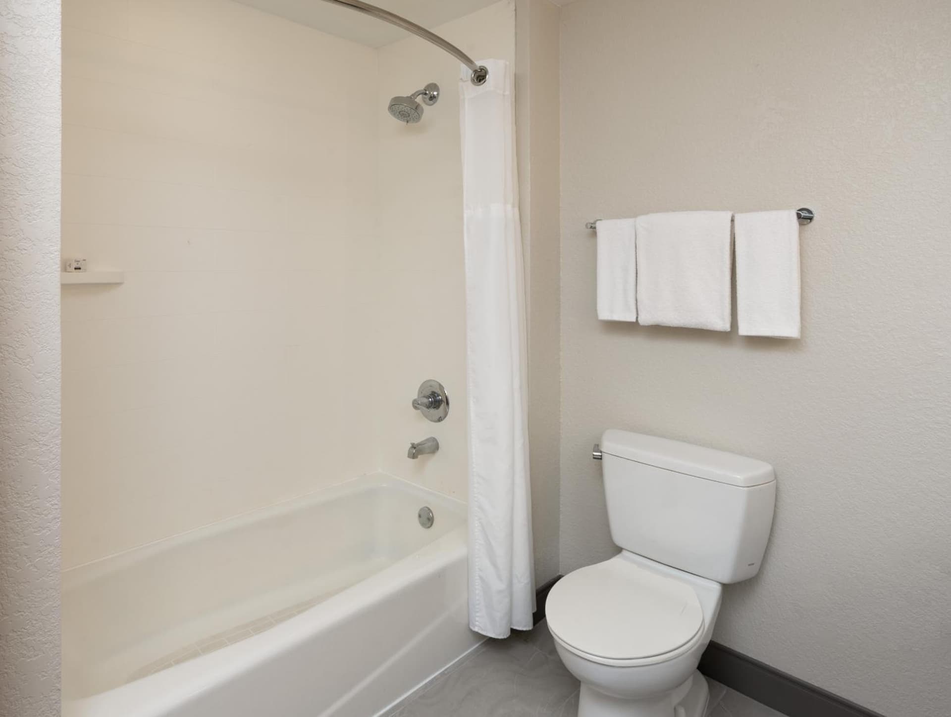 Holiday Inn Express Miami Airport-Blue Lagoon Area by IHG gallery photo in Miami, FL — image 31