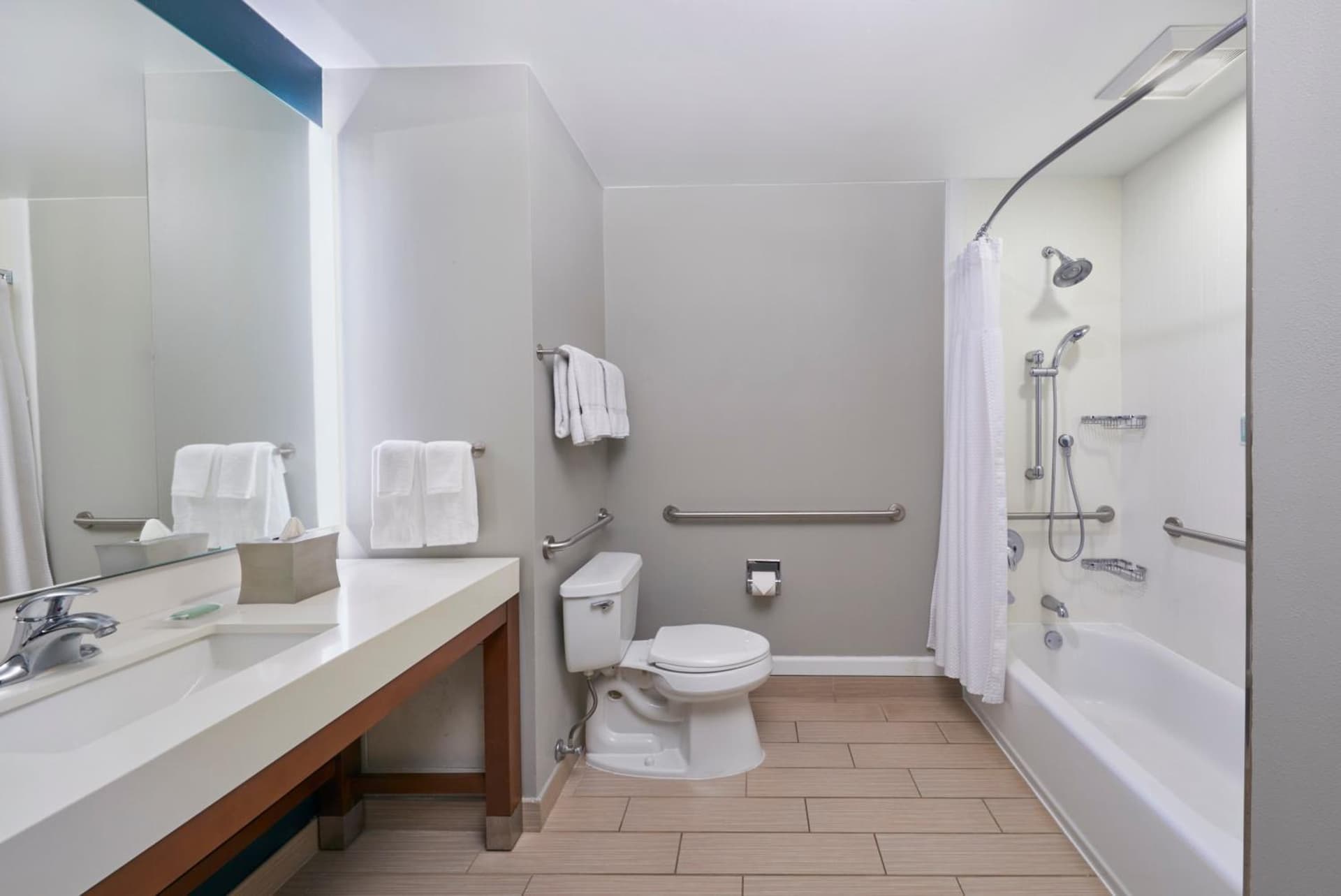 Courtyard by Marriott Oahu North Shore - No Resort Fee property views in Laie, HI — gallery photo 3