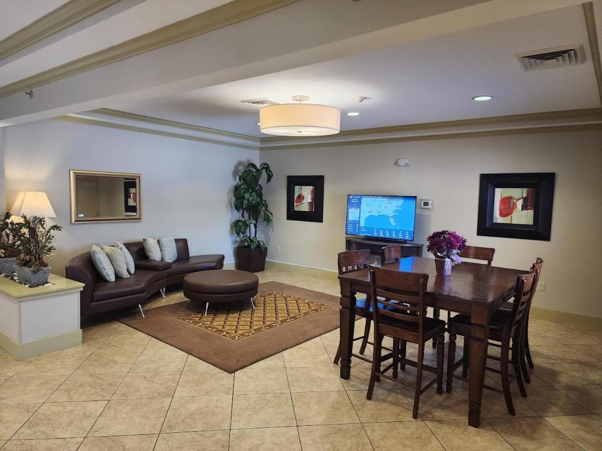 Candlewood Suites Springfield by IHG property views in Springfield, MO — gallery photo 3