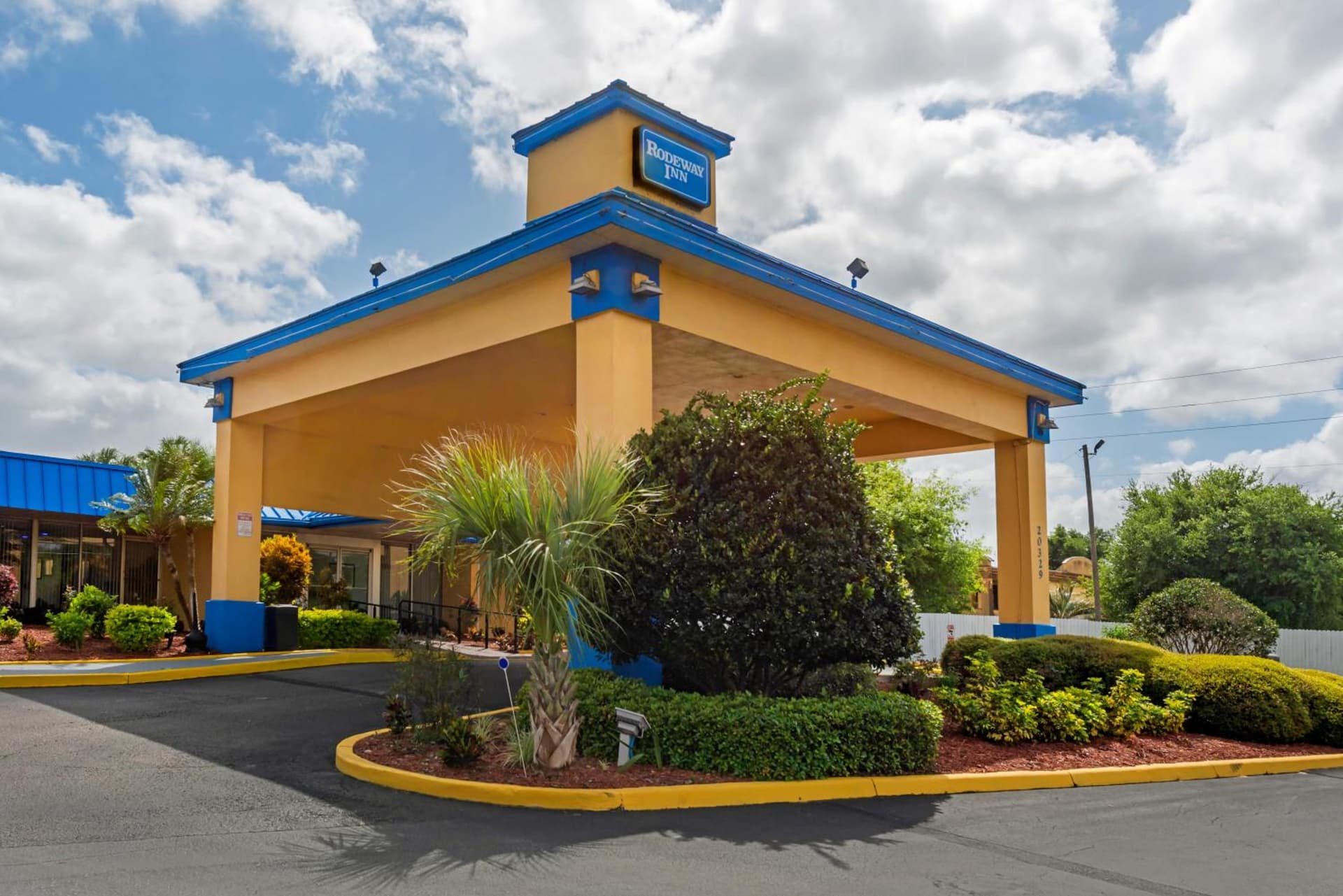 Rodeway Inn Clermont North gallery photo in Clermont, FL — image 9