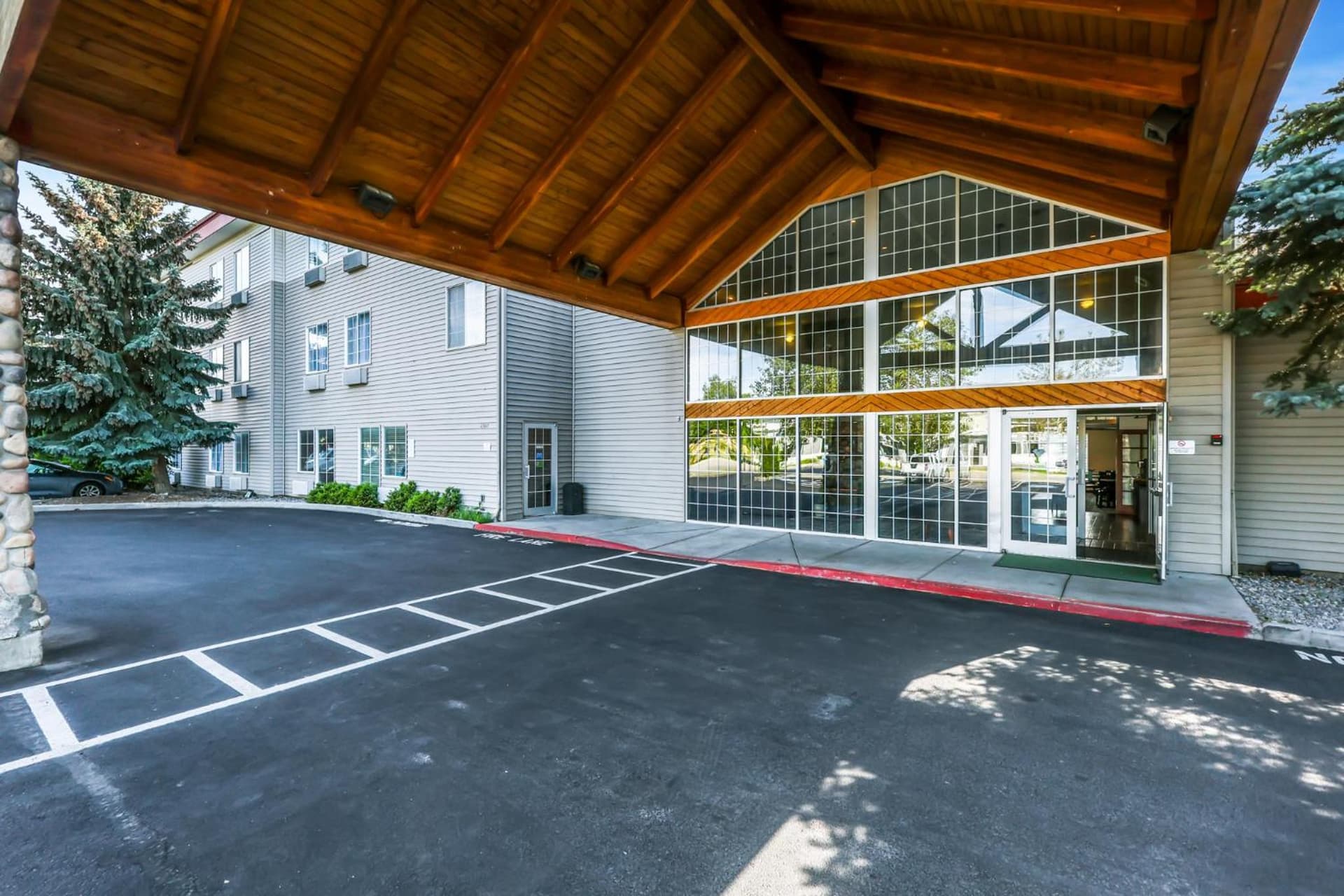 Garner Hotel Liberty Lake by IHG property views in Liberty Lake, WA — gallery photo 3