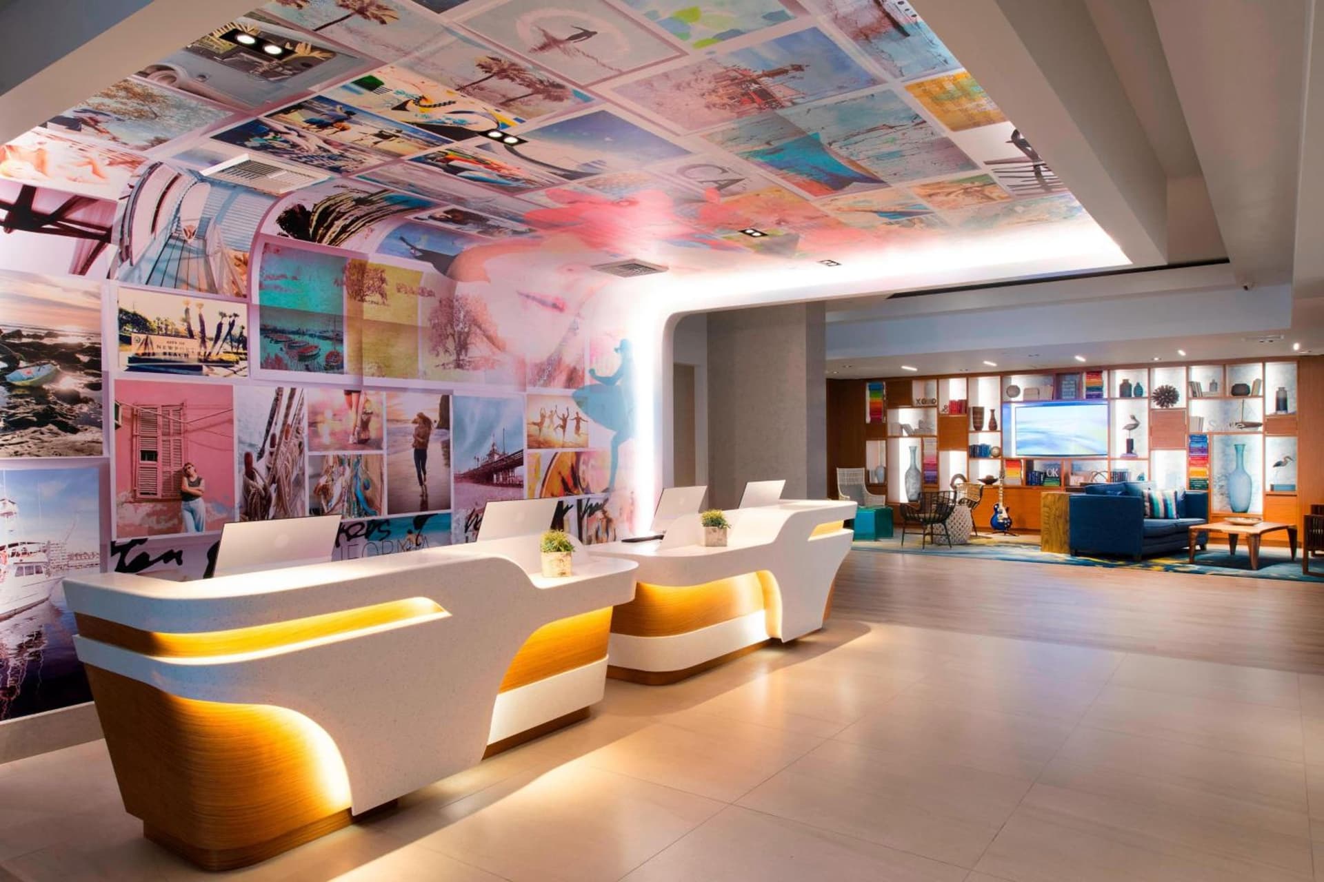 Renaissance Newport Beach Hotel interior in Newport Beach, CA — gallery photo 2
