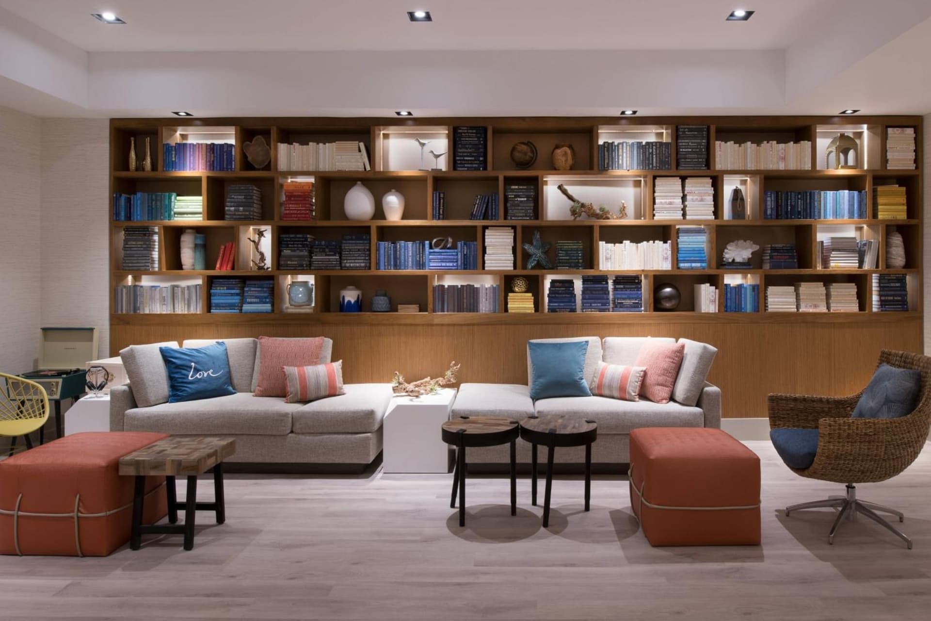 Renaissance Newport Beach Hotel gallery photo in Newport Beach, CA — image 90