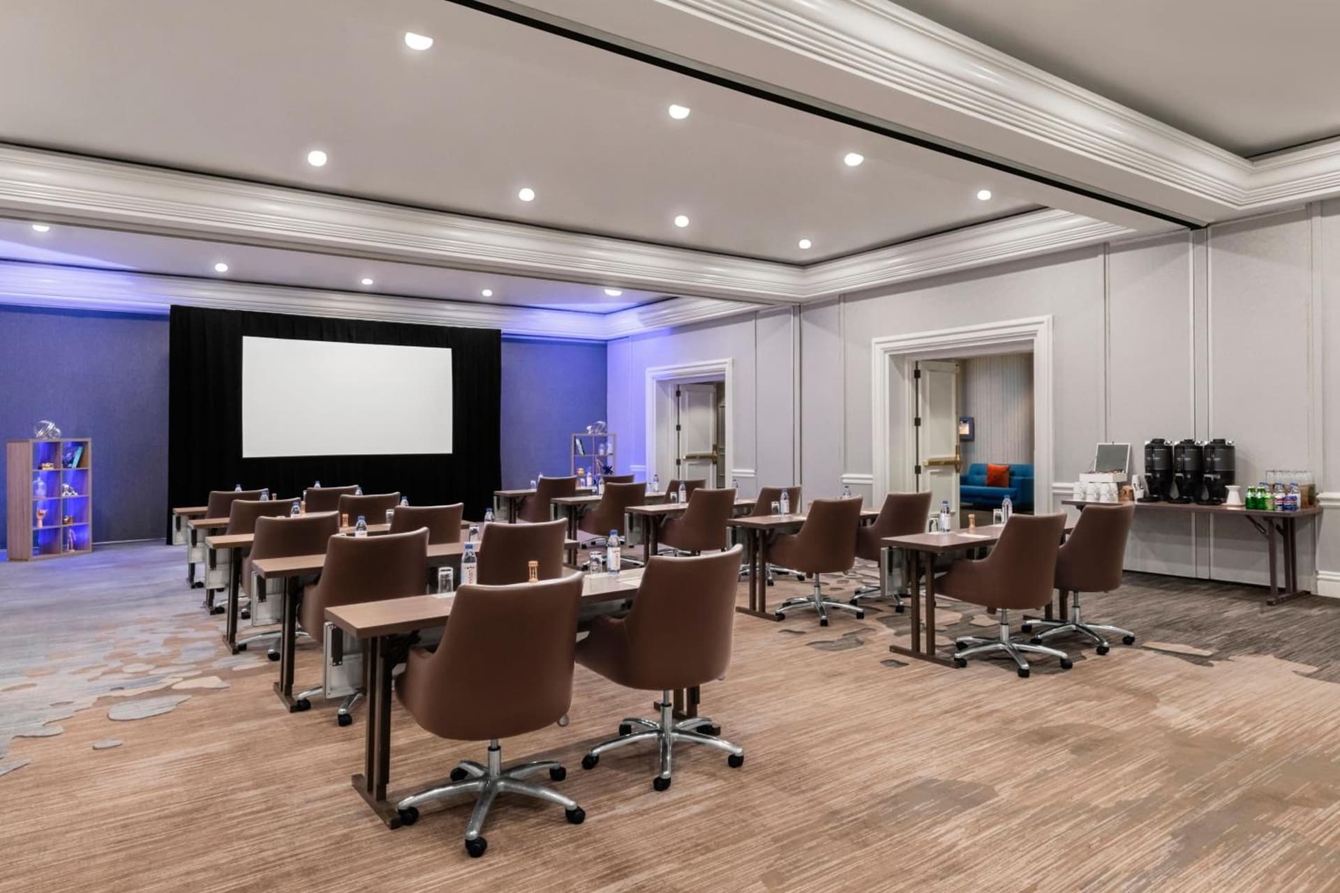 Renaissance Newport Beach Hotel gallery photo in Newport Beach, CA — image 88