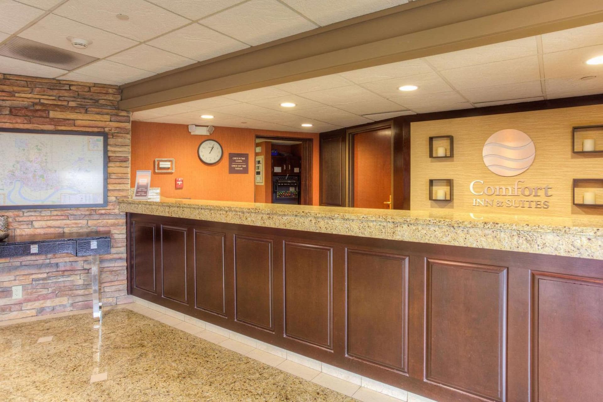 Comfort Inn & Suites Evansville Airport gallery photo in Evansville, IN — image 34