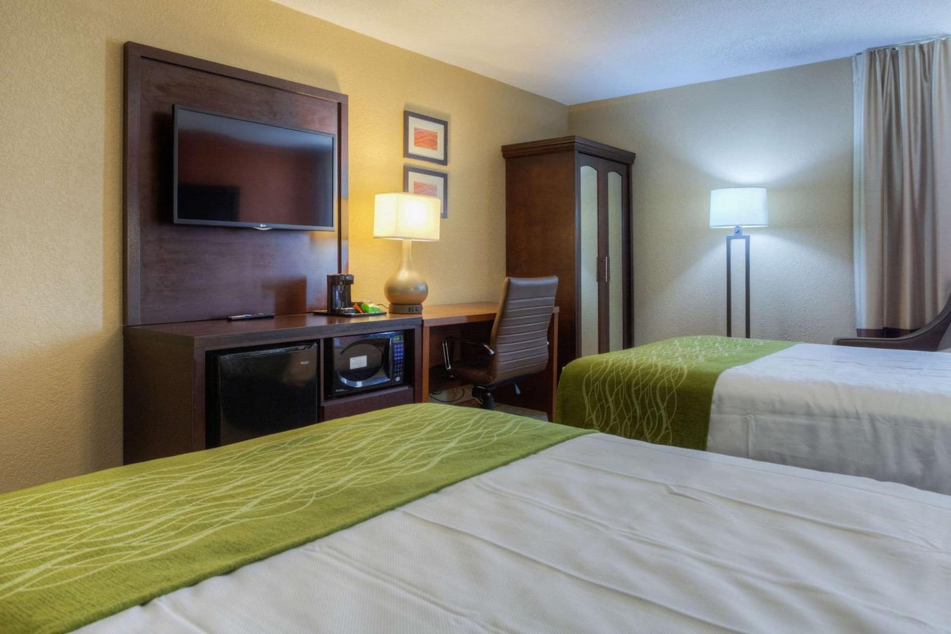 Comfort Inn & Suites Evansville Airport gallery photo in Evansville, IN — image 22