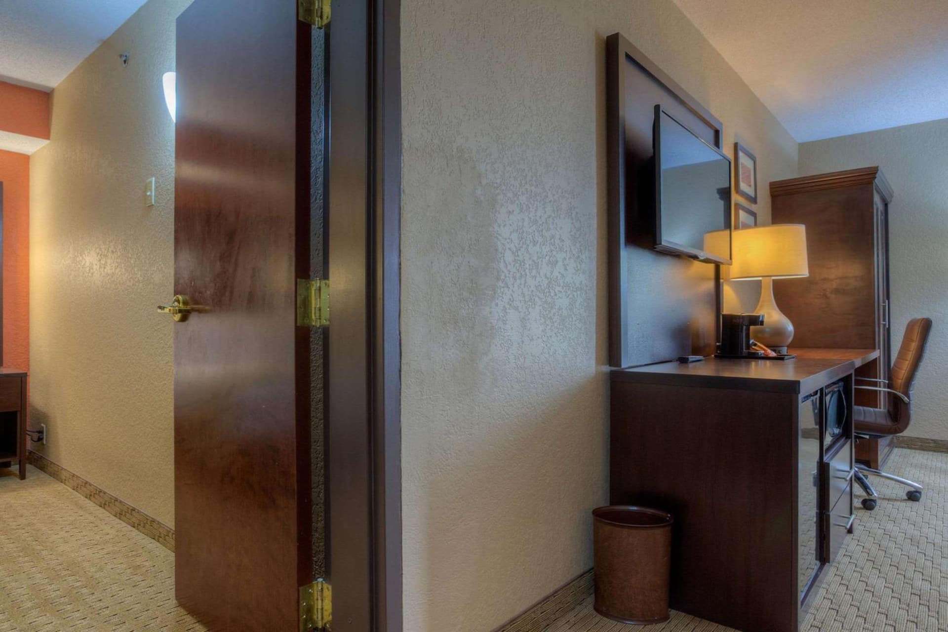 Comfort Inn & Suites Evansville Airport gallery photo in Evansville, IN — image 44
