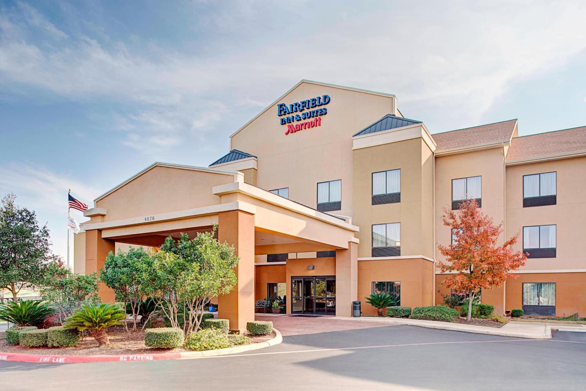 Fairfield Inn & Suites by Marriott San Antonio SeaWorld / Westover Hills exterior or lobby in San Antonio, TX — main listing photo