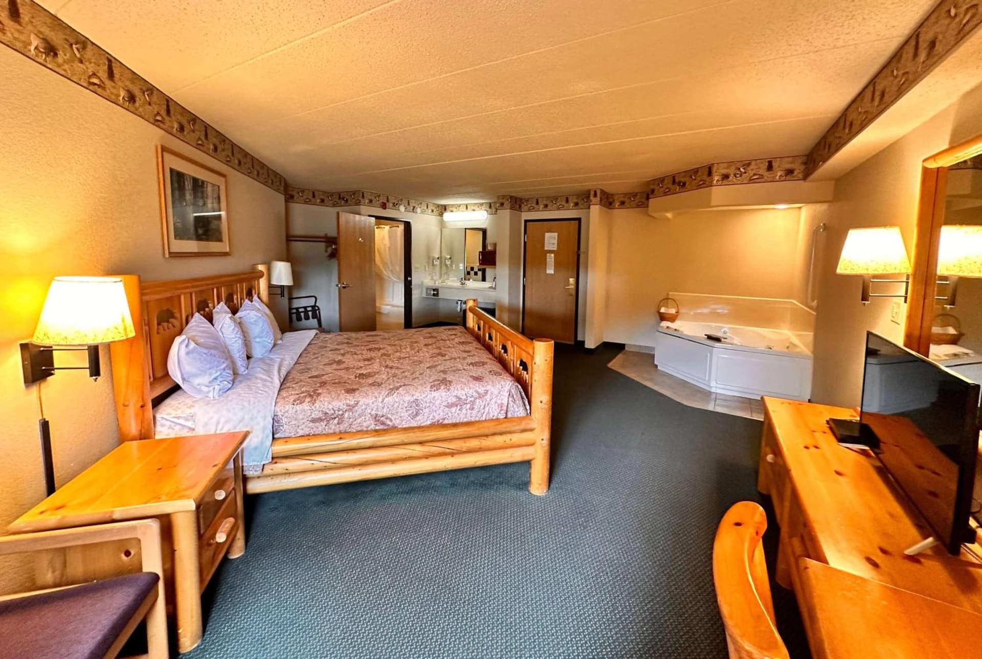 Shell Lake Lodge, a Travelodge by Wyndham property views in Shell Lake, WI — gallery photo 3
