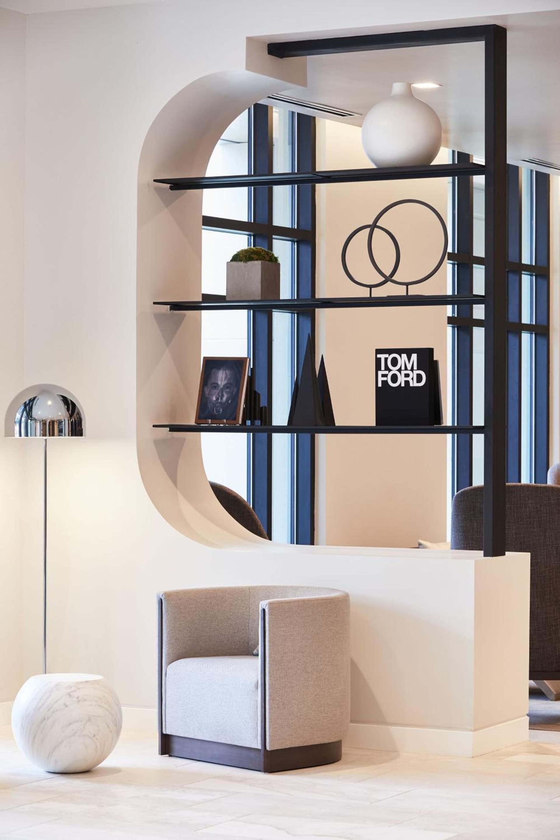 AC Hotel by Marriott Charlotte SouthPark gallery photo in Charlotte, NC — image 36