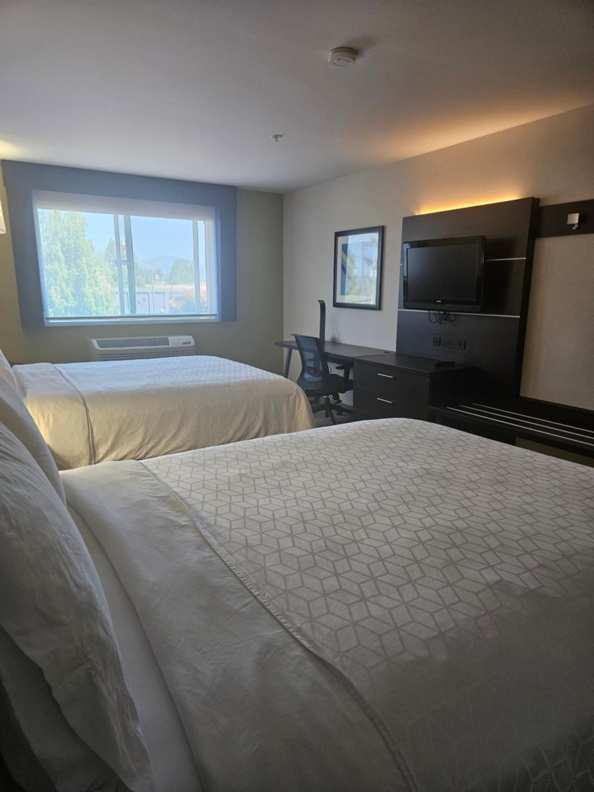 Holiday Inn Express Hotels & Suites Burlington by IHG gallery photo in Burlington, WA — image 19