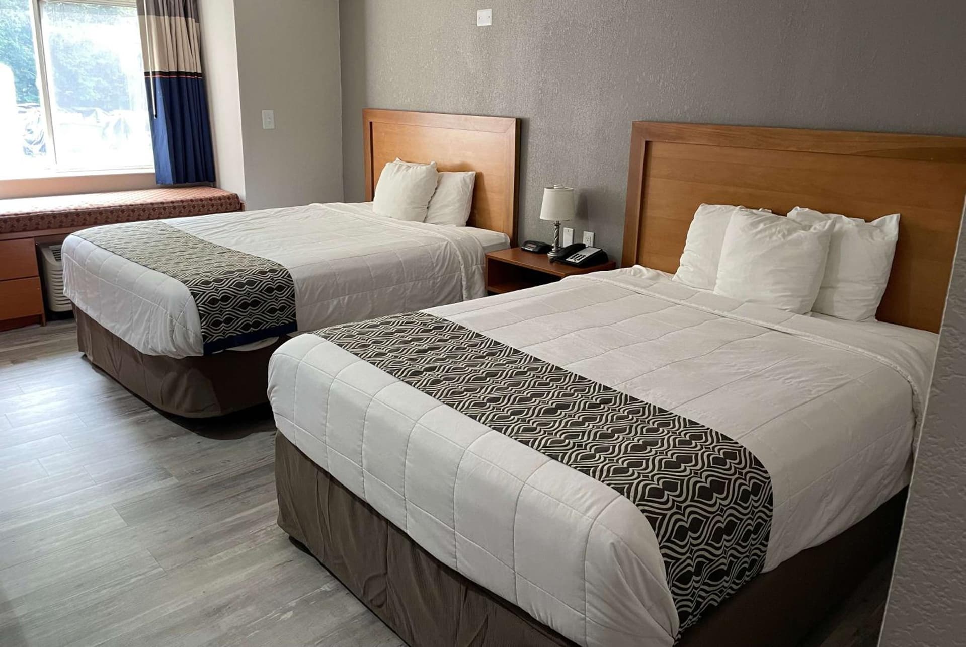 Microtel Inn & Suites Newport News gallery photo in Newport News, VA — image 9