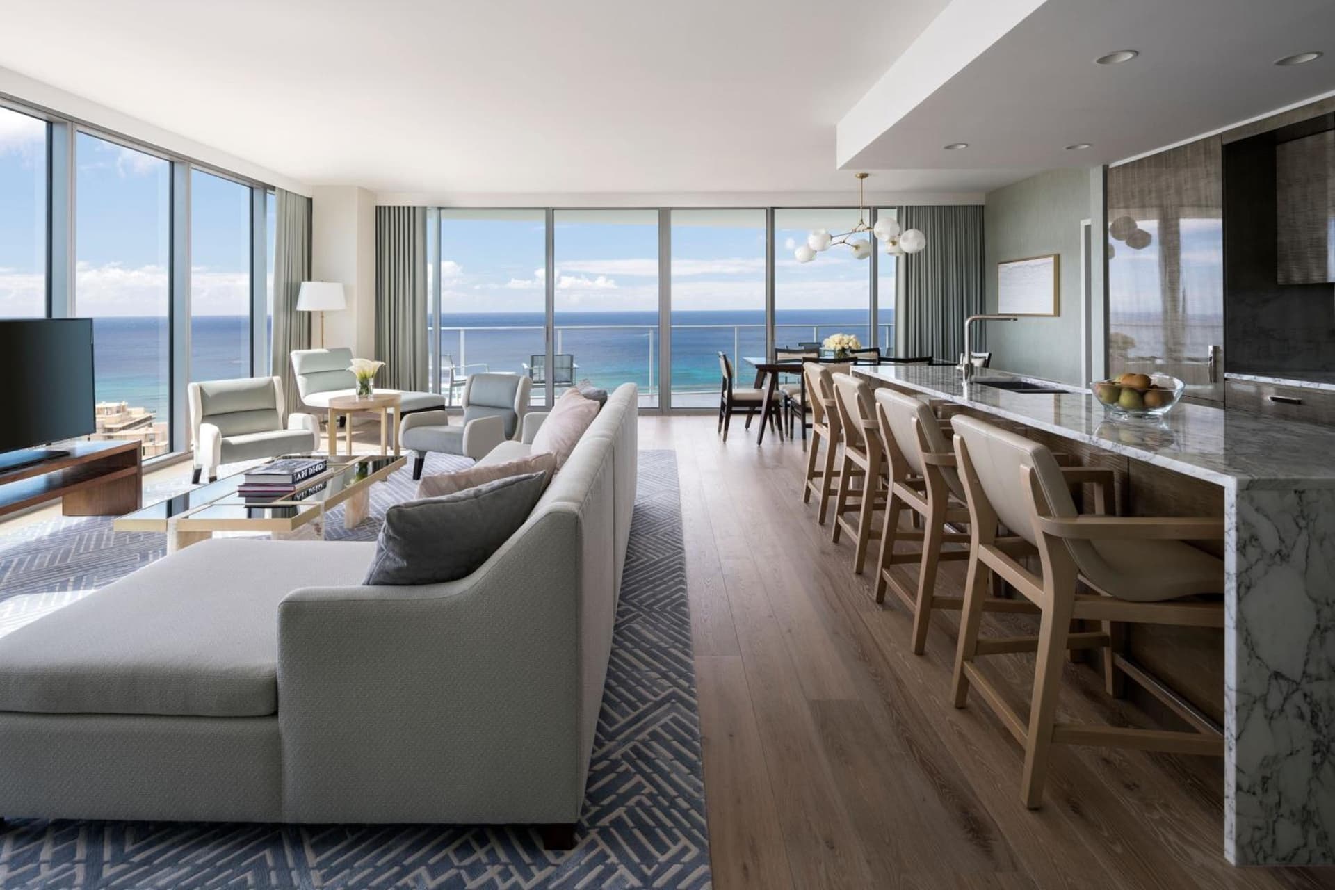 The Ritz-Carlton Residences, Waikiki Beach Hotel gallery photo in Honolulu, HI — image 44