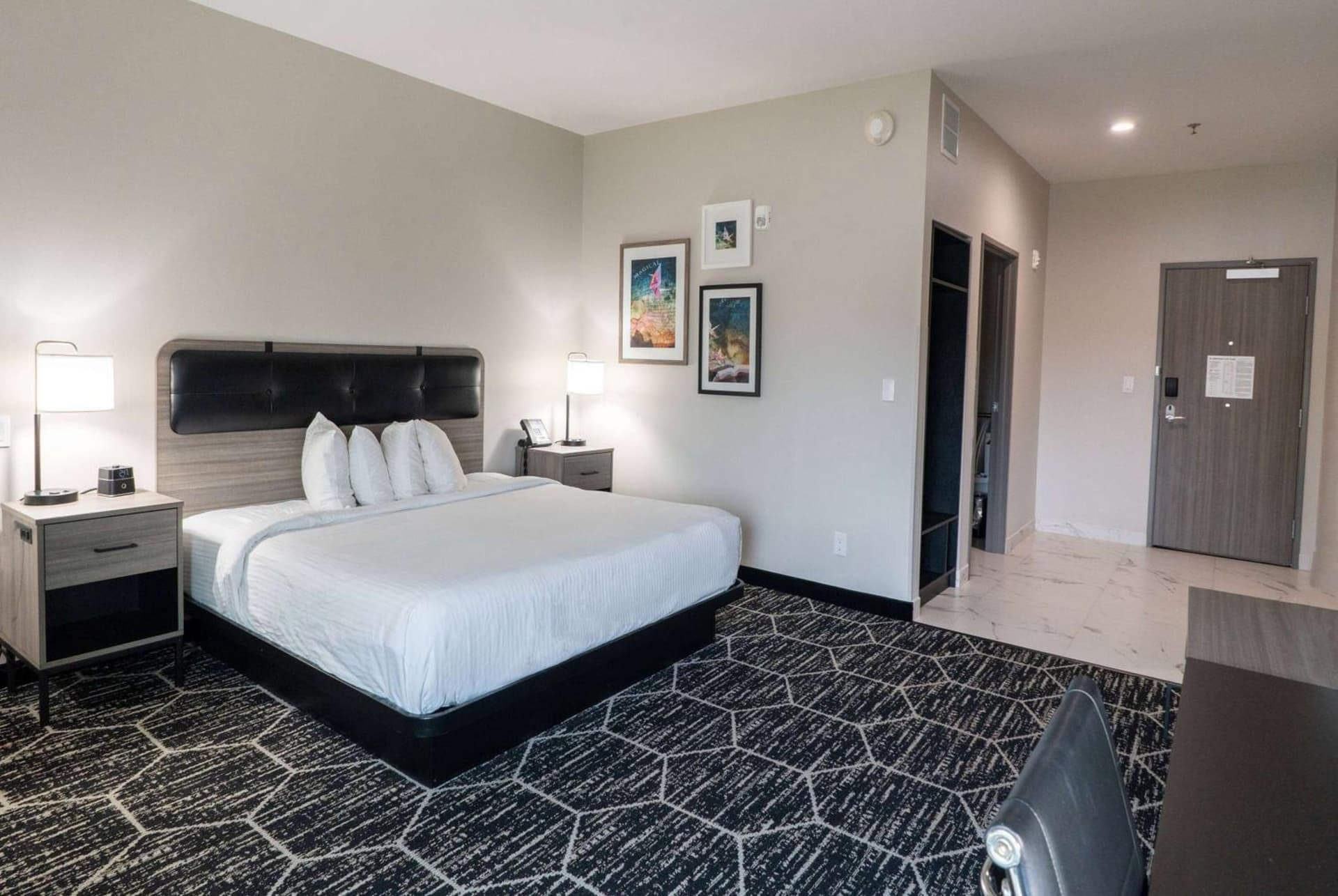 La Quinta Inn & Suites by Wyndham Corpus Christi Southeast gallery photo in Corpus Christi, TX — image 4