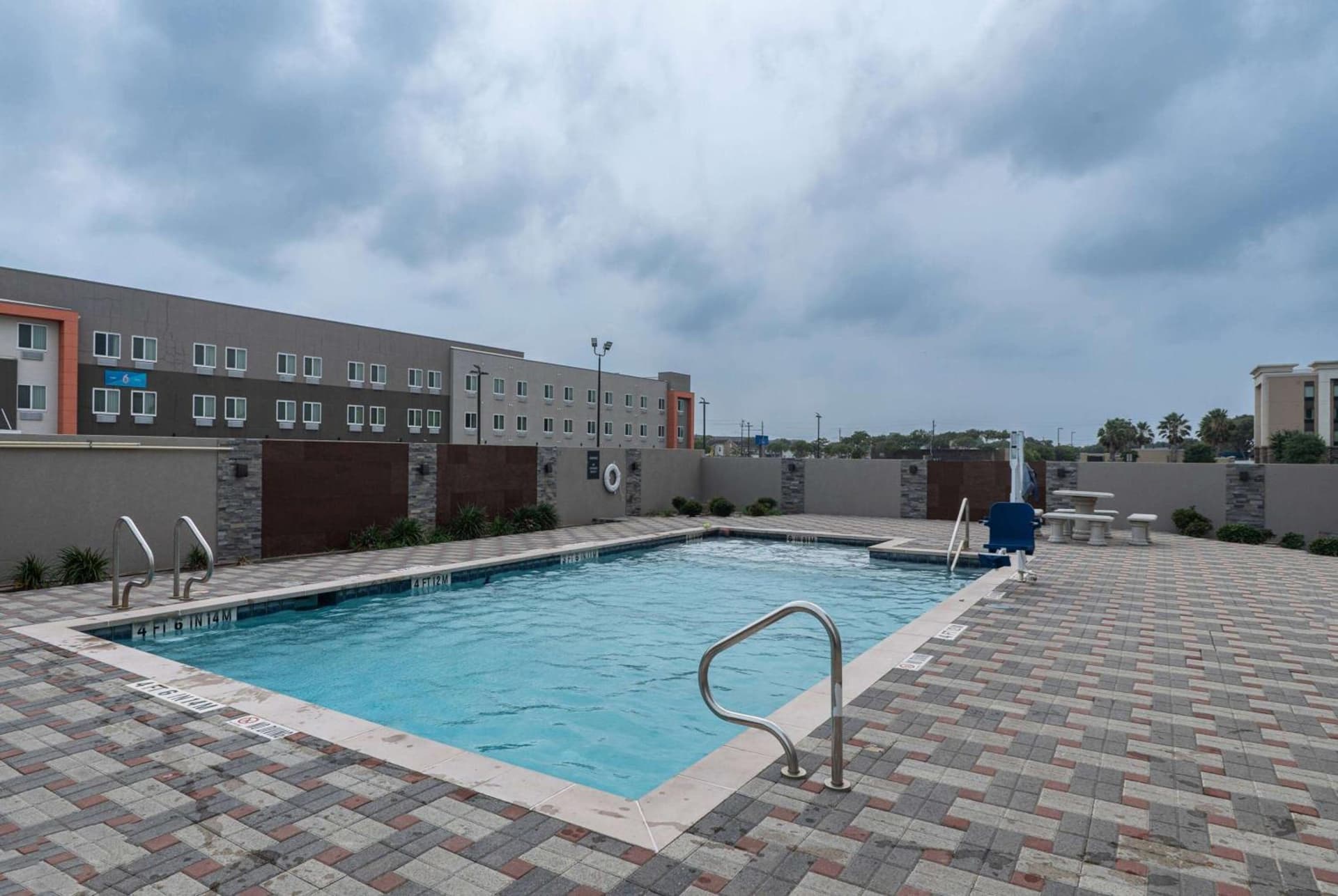 La Quinta Inn & Suites by Wyndham Corpus Christi Southeast gallery photo in Corpus Christi, TX — image 14