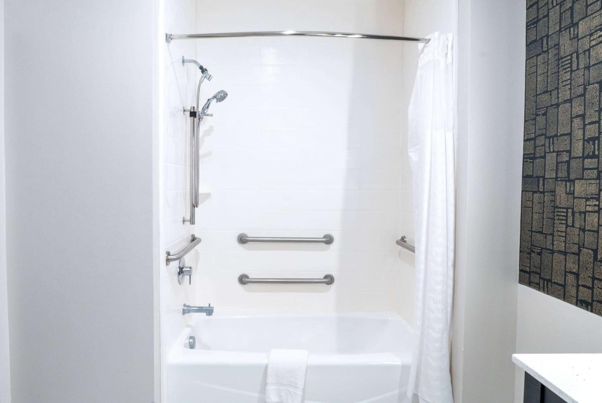 La Quinta Inn & Suites by Wyndham Corpus Christi Southeast gallery photo in Corpus Christi, TX — image 10