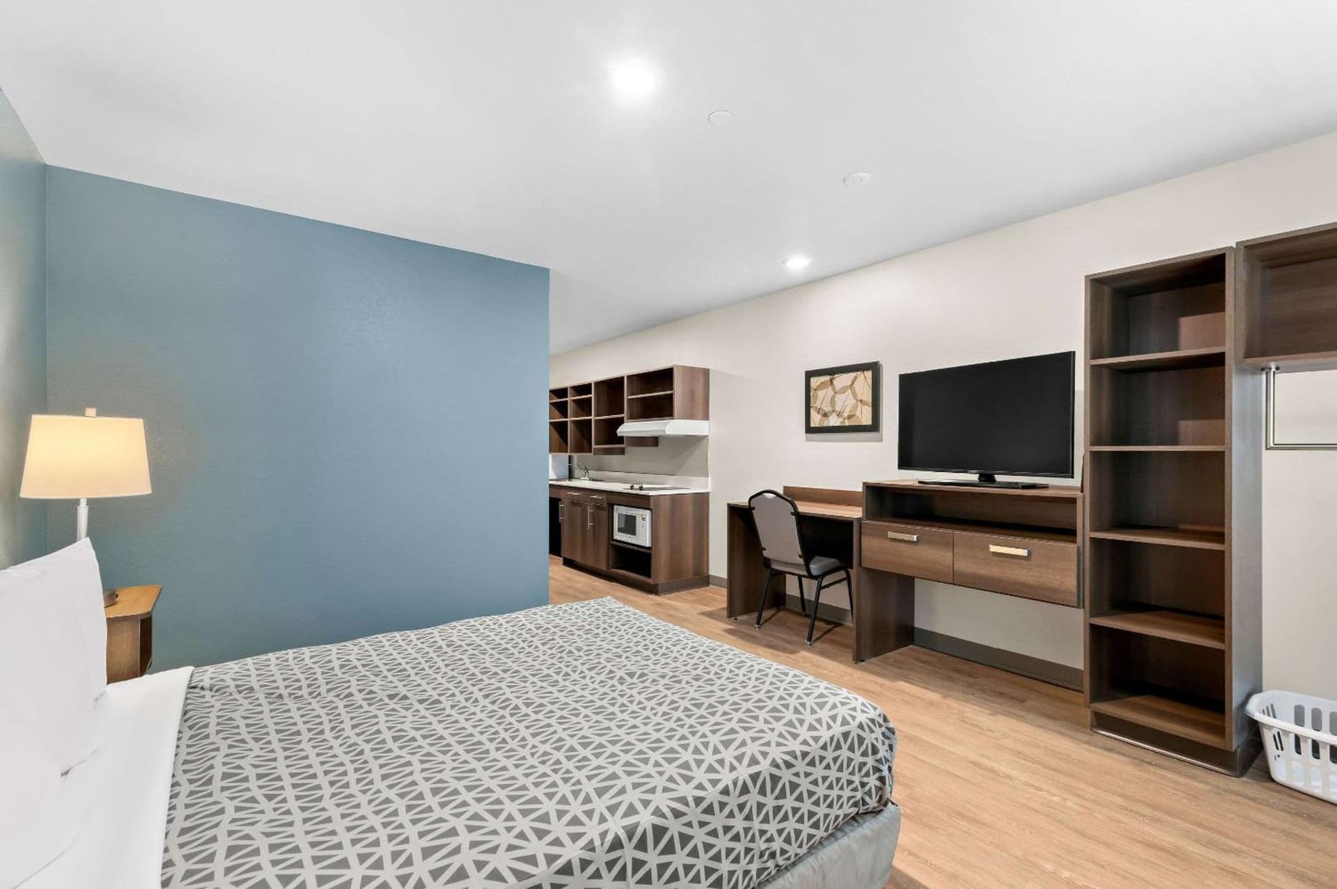 WoodSpring Suites Indio - Coachella Valley gallery photo in Indio, CA — image 8