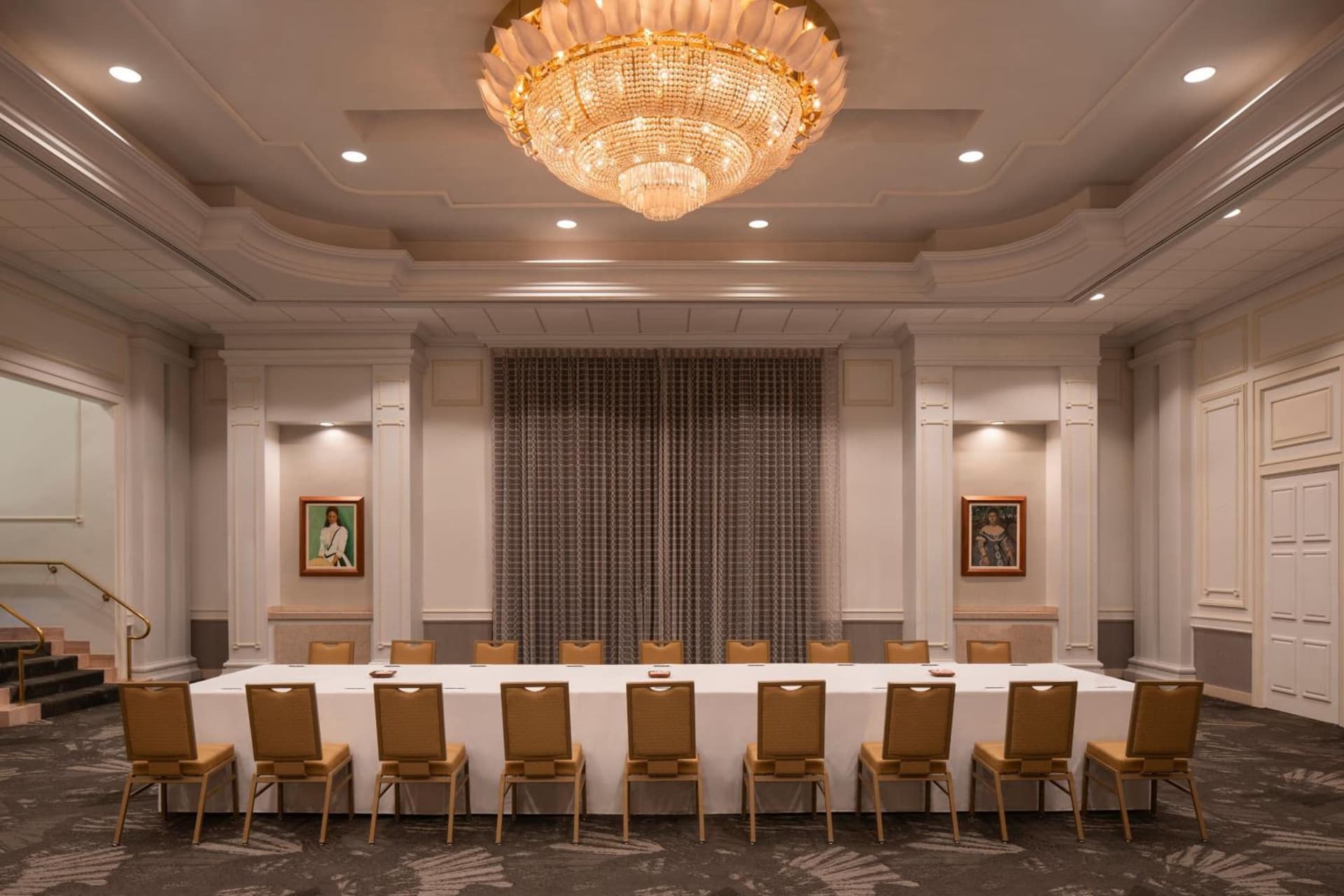The Royal Hawaiian, A Luxury Collection Resort, Waikiki gallery photo in Honolulu, HI — image 52